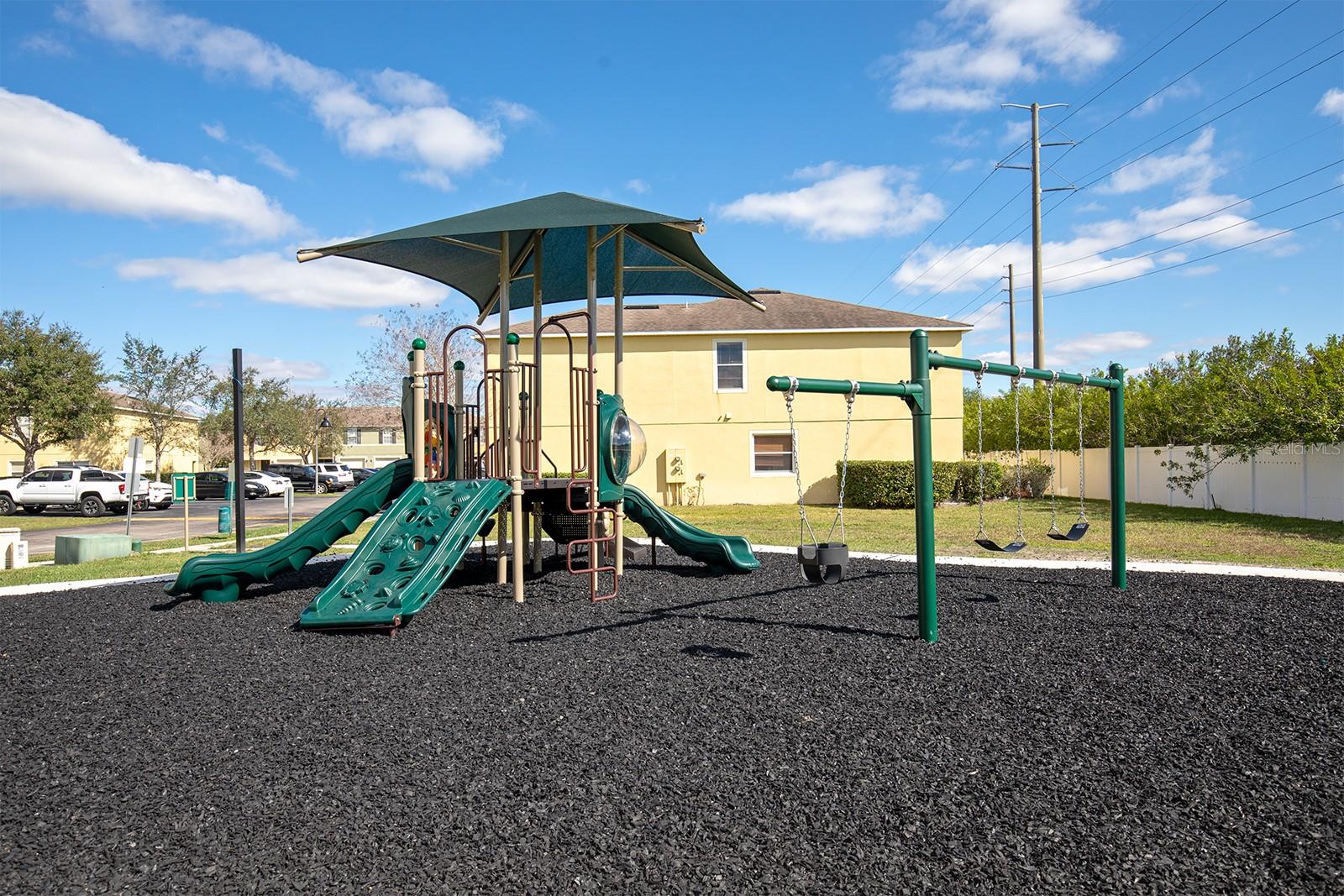 693 CRESTING OAK CIRCLE Unit: 109