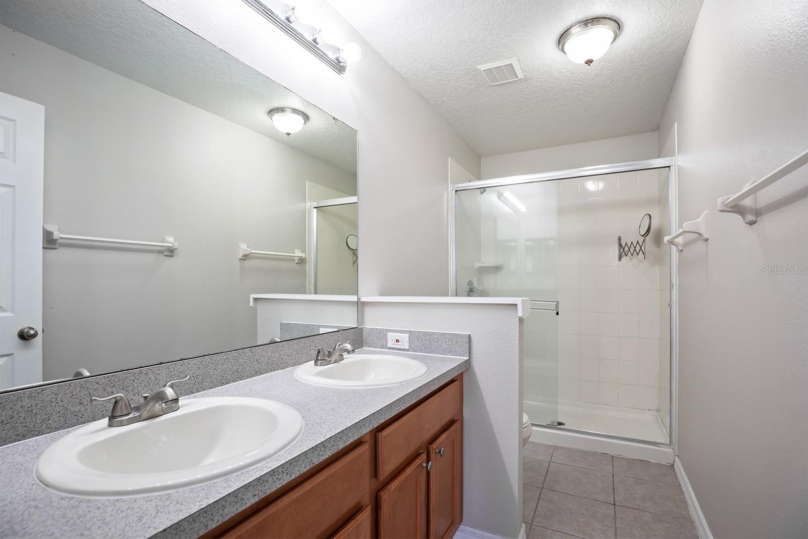 693 CRESTING OAK CIRCLE Unit: 109