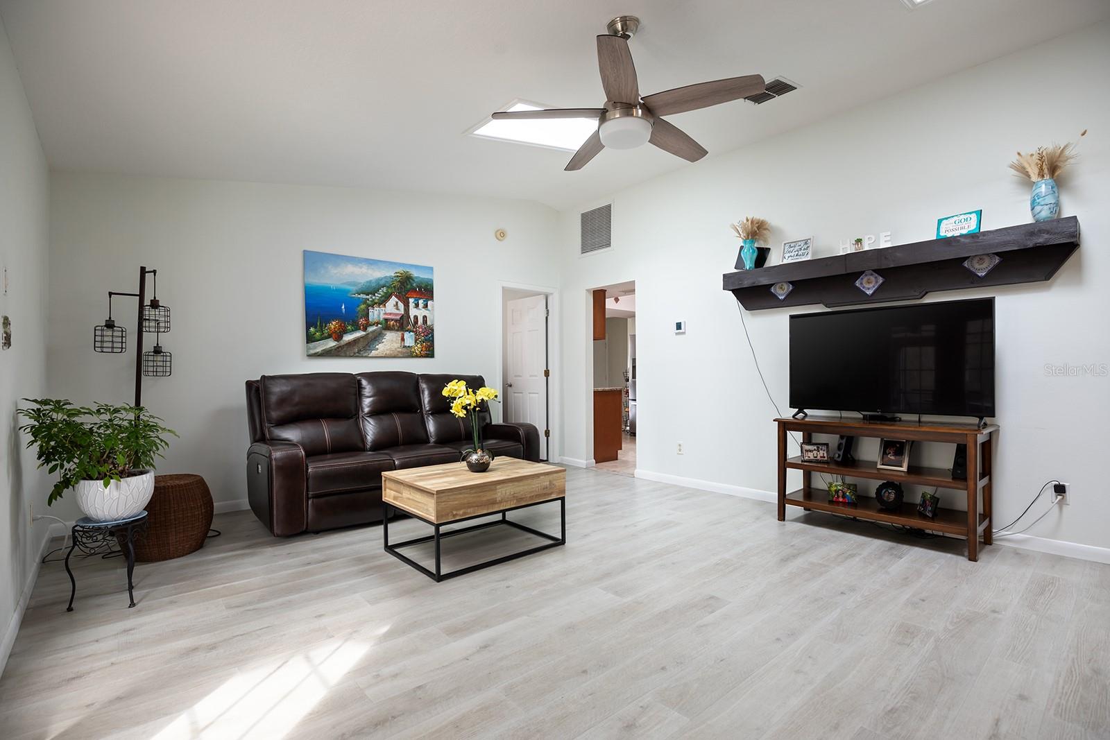 548 PINESONG DR