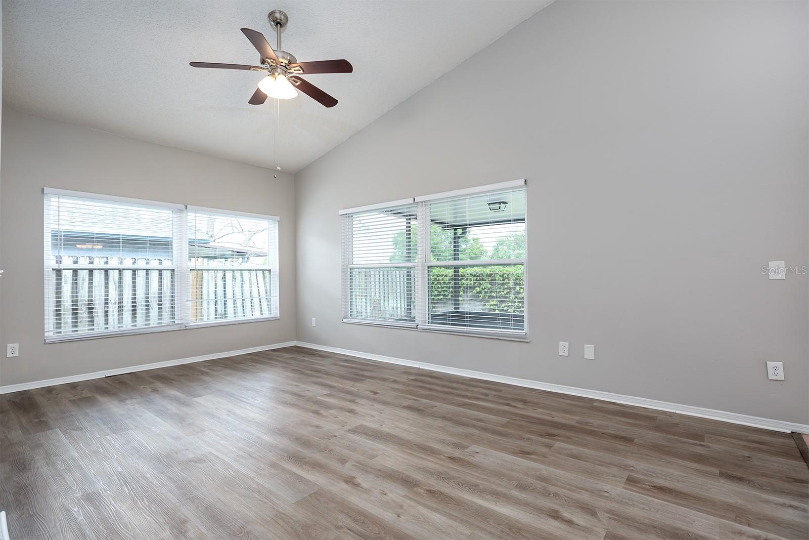 11330 CYPRESS LEAF DR