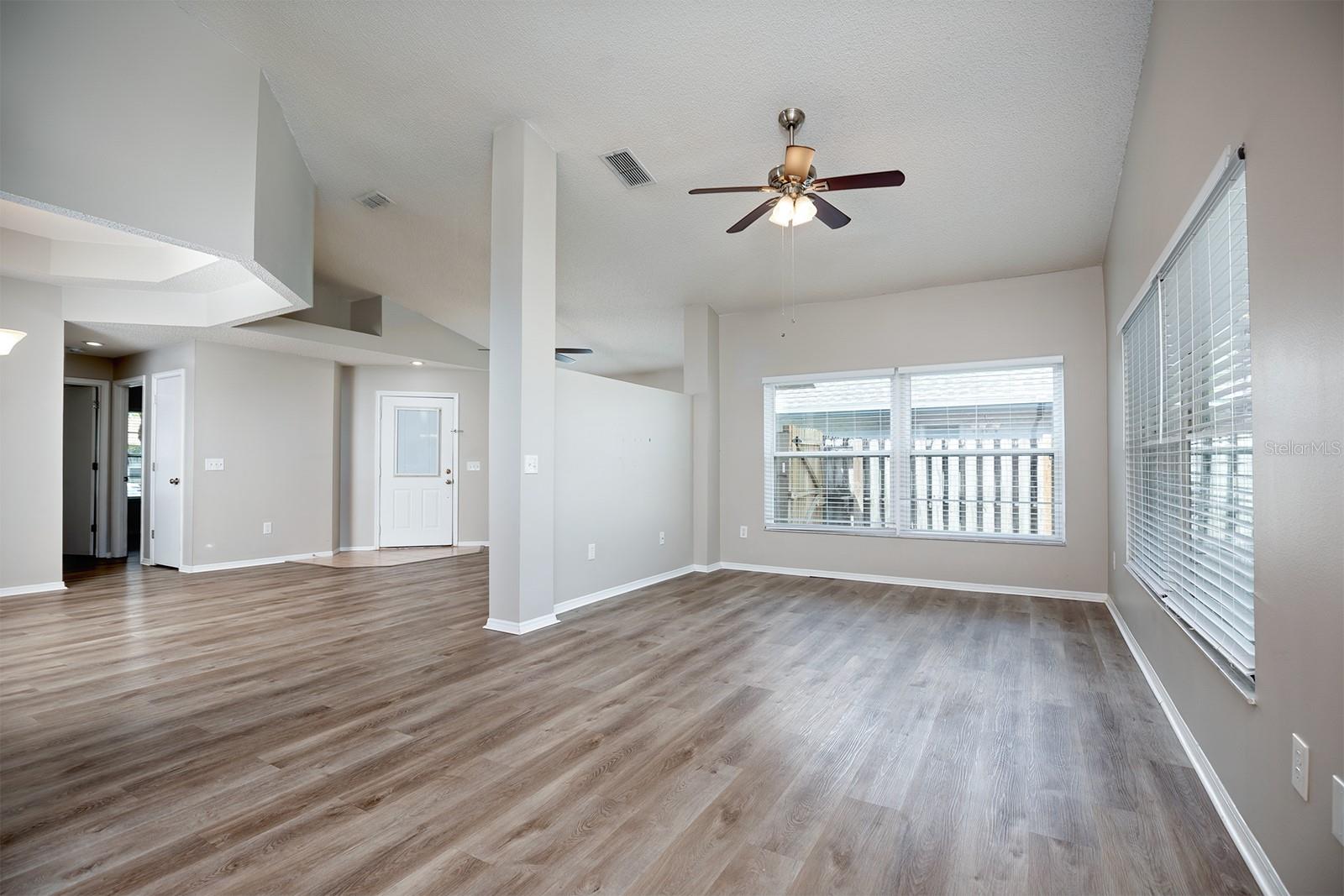 11330 CYPRESS LEAF DR