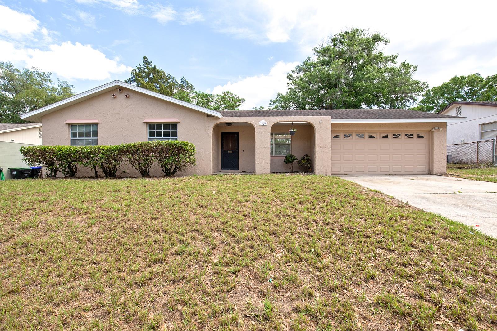 3729 YOSEMITE DR
