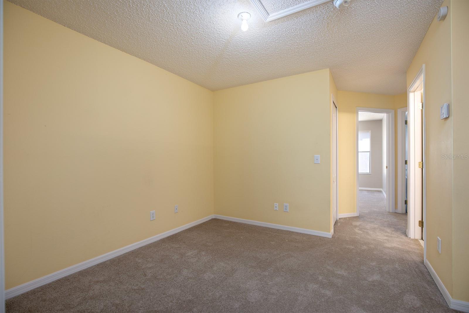 836 CHERRY VALLEY WAY
