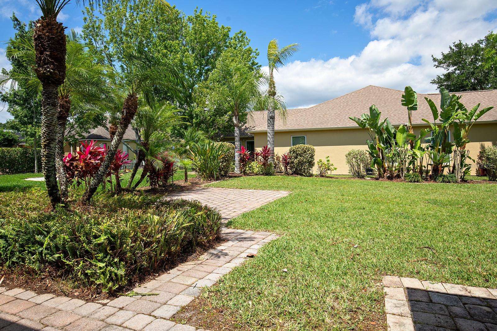 2325 BLACKJACK OAK ST