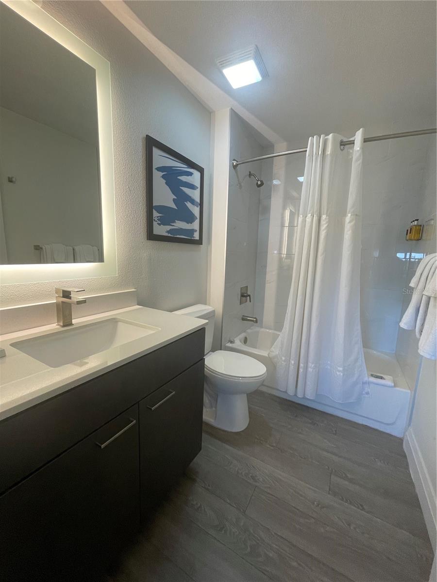 14501 GROVE RESORT AVE #3528