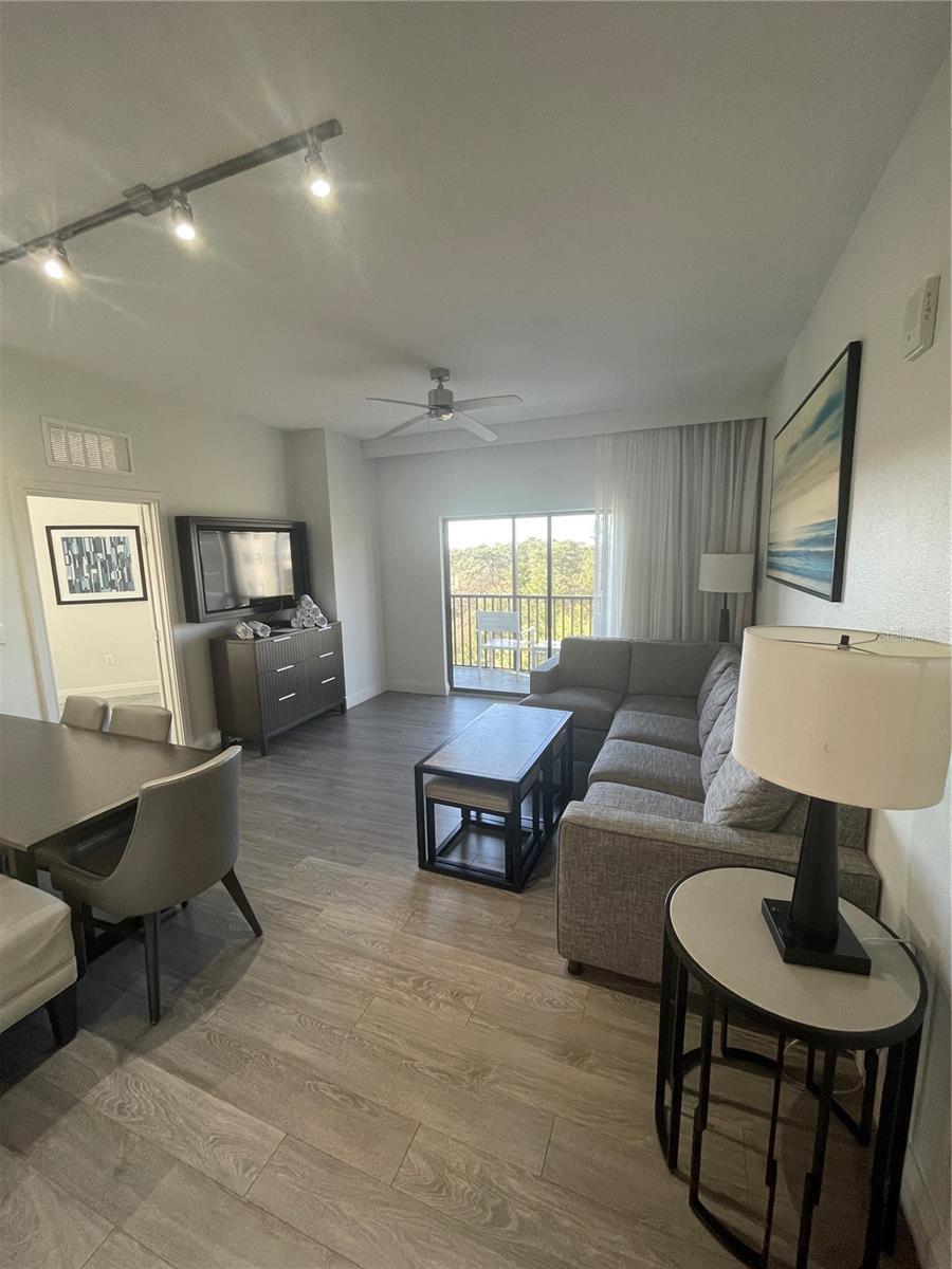 14501 GROVE RESORT AVE #3528
