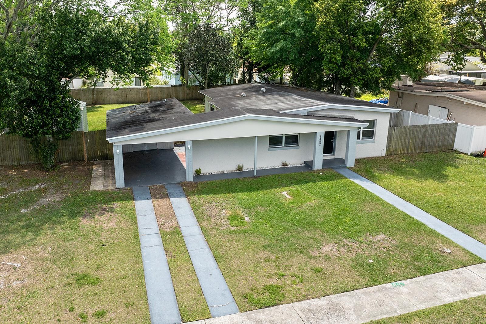 1852 BRANDO DR