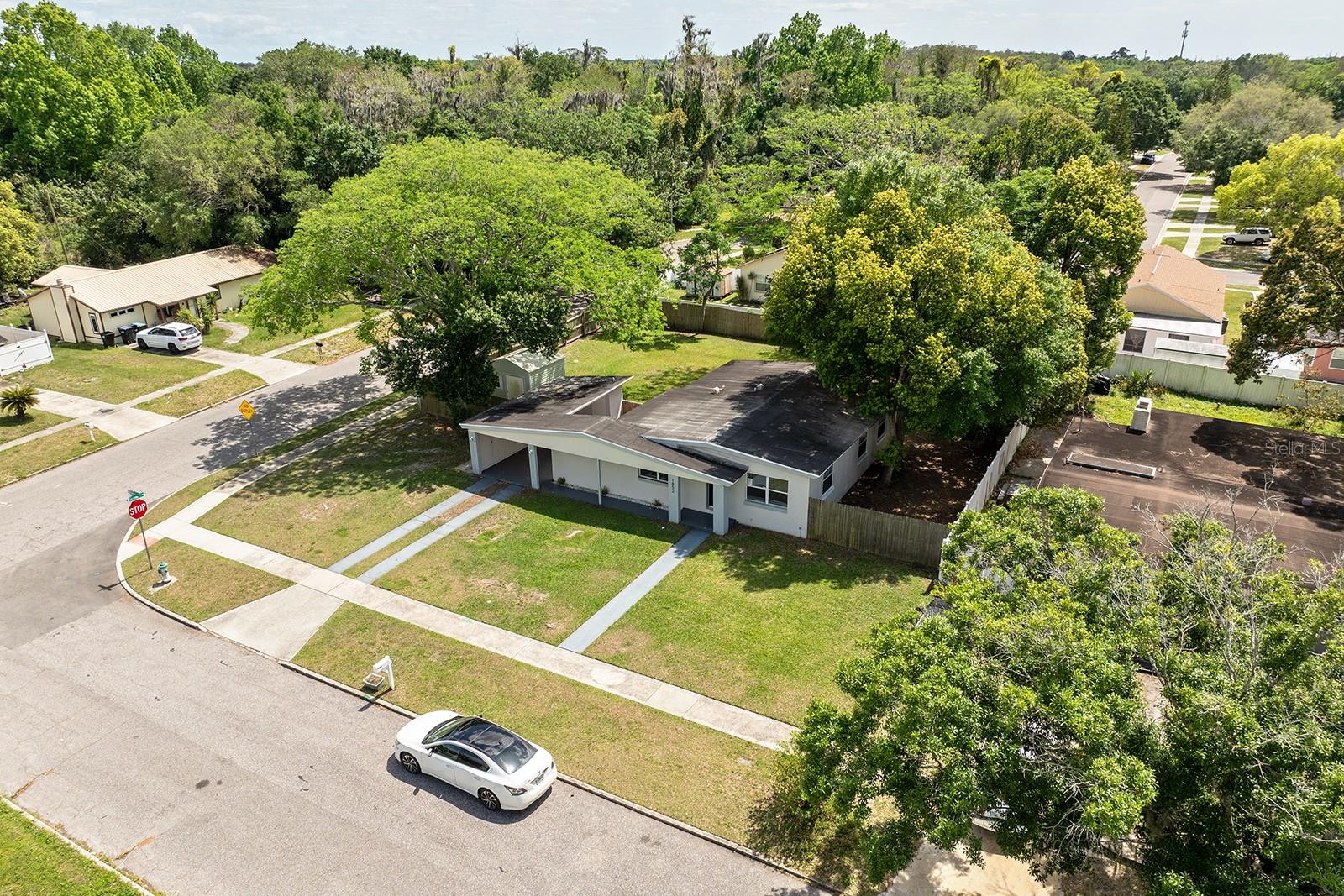 1852 BRANDO DR