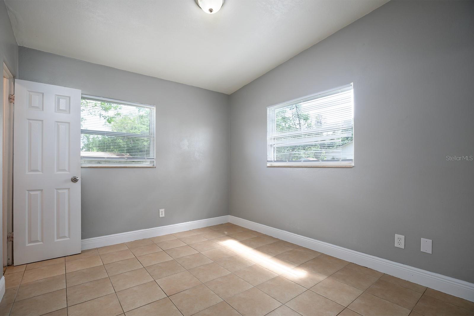 1852 BRANDO DR