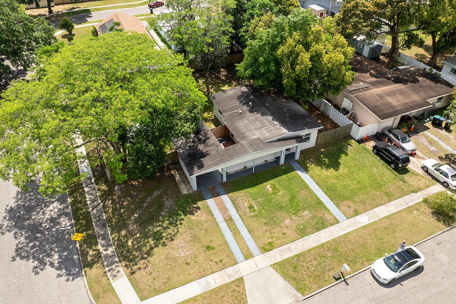 1852 BRANDO DR