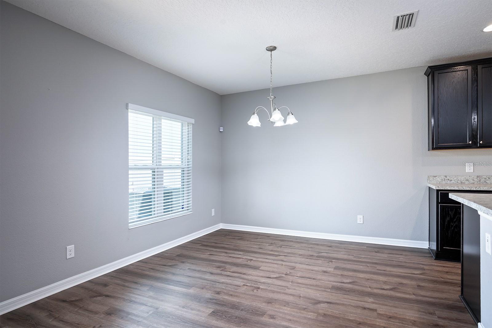 135 GREEN BRANCH BLVD