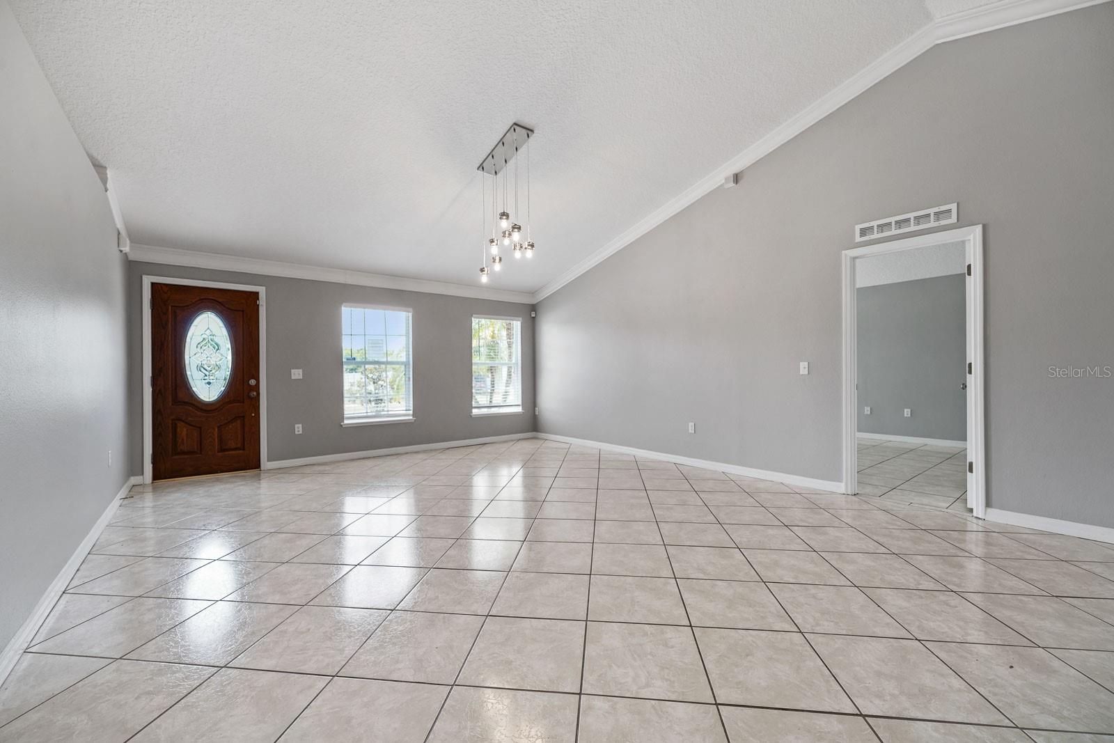 3013 MANDOLIN DR