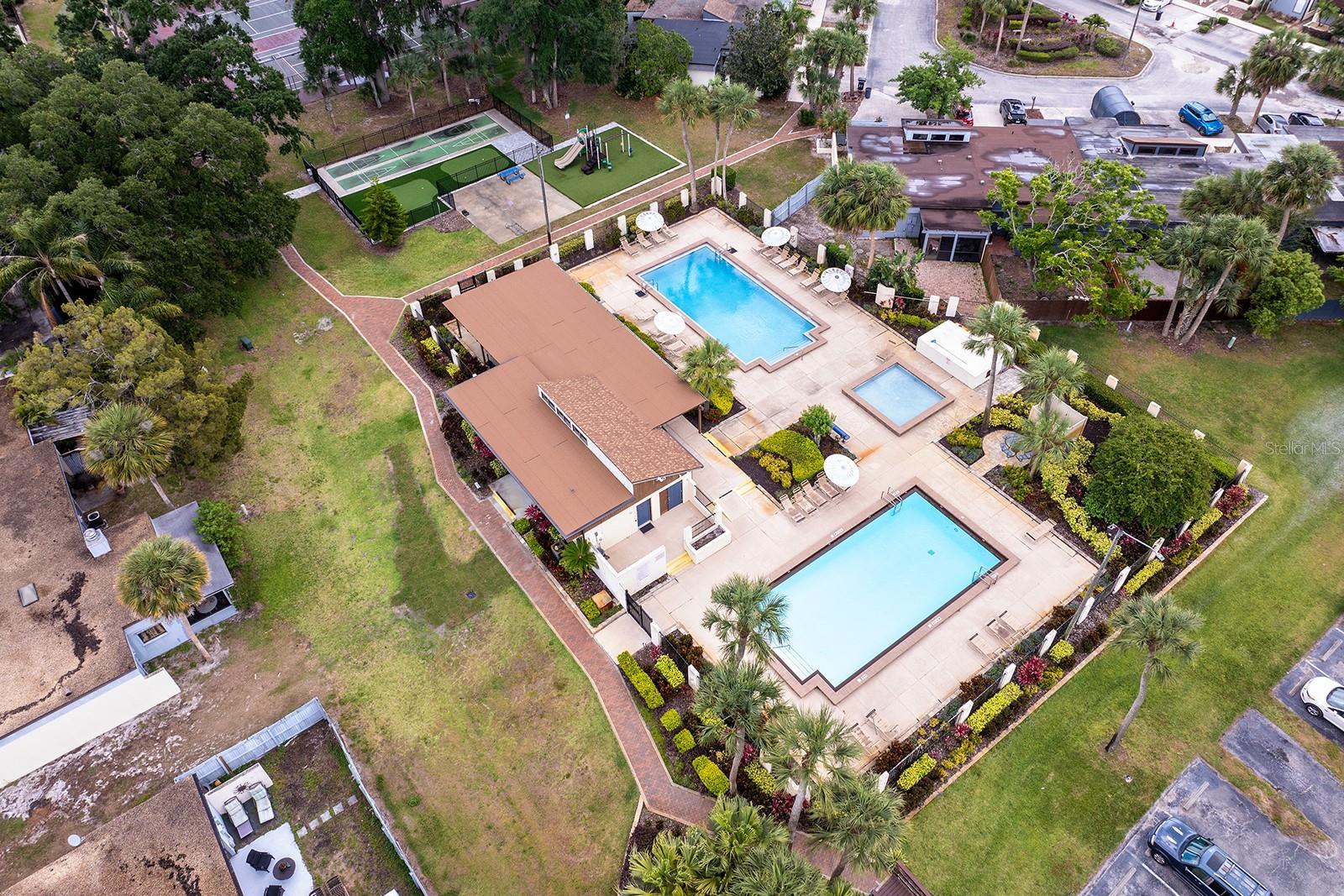 2344 FLAMINGO WAY