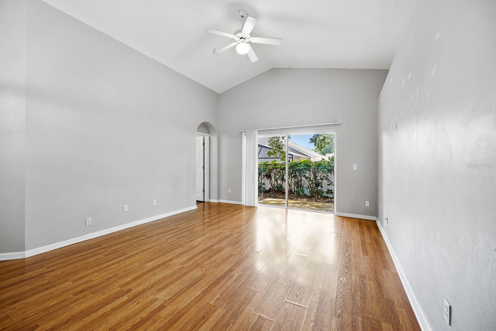 15647 AUTUMN GLEN AVE