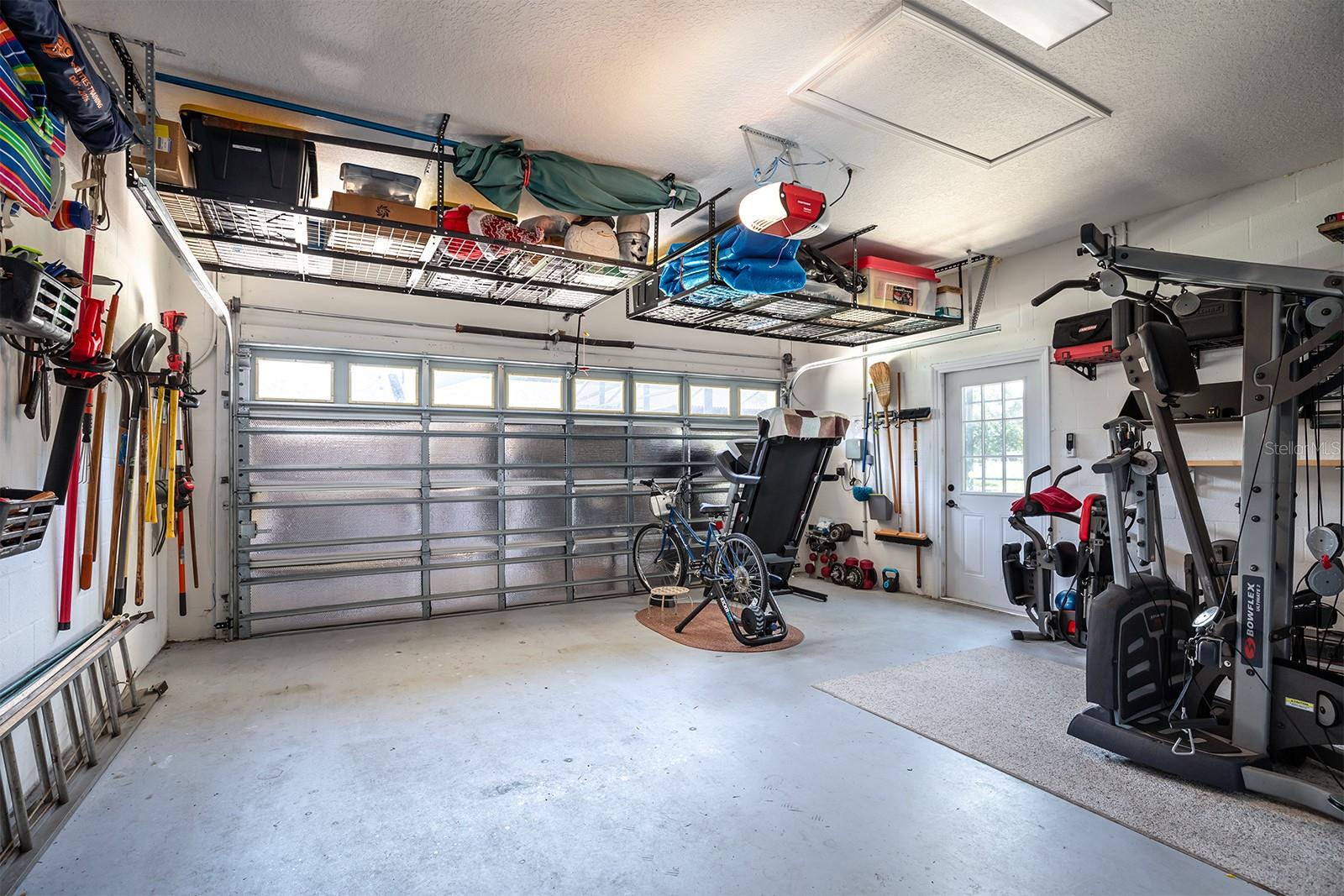 6164 MERIWETHER CRES