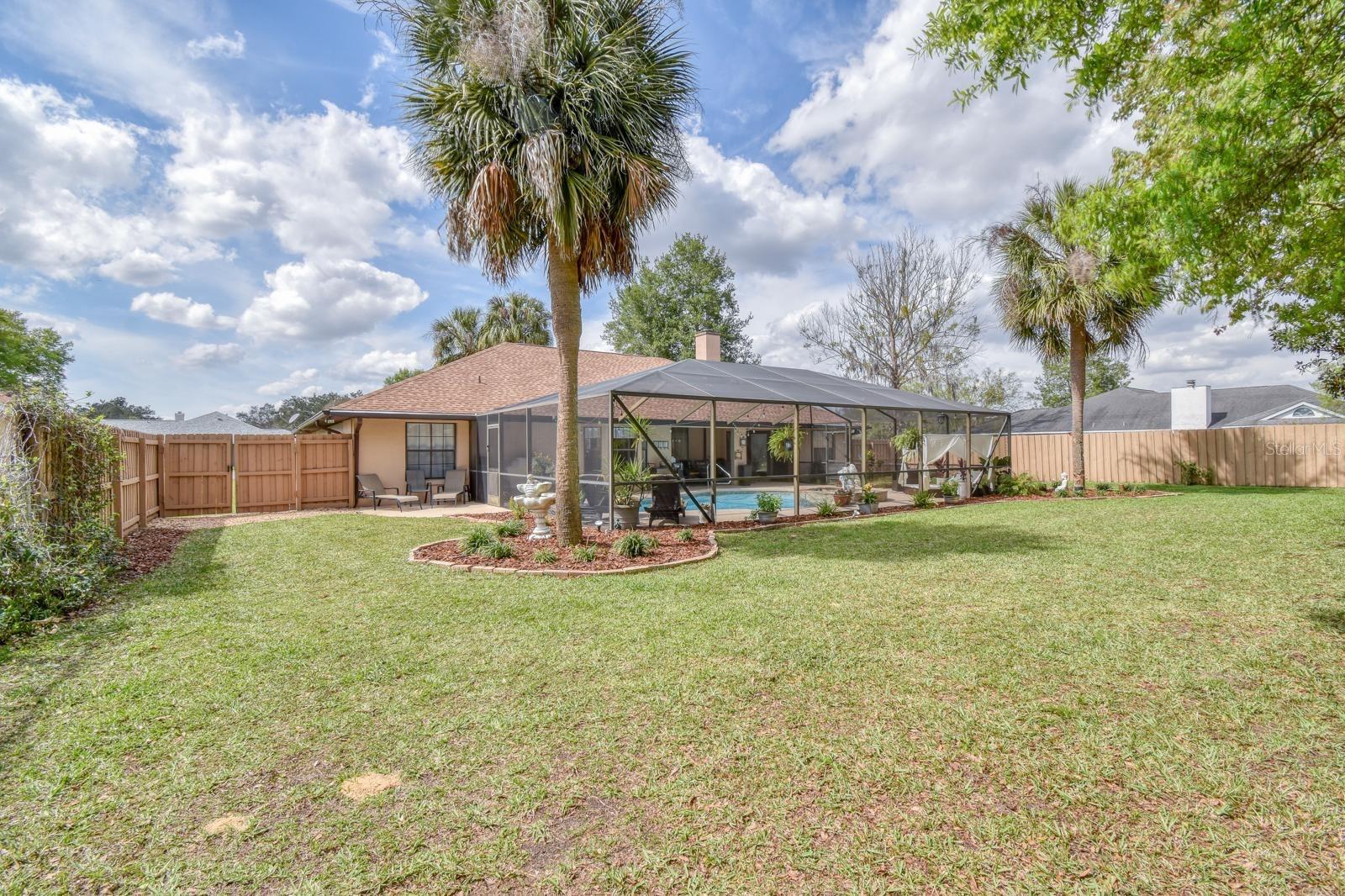 8757 SW 52ND CT