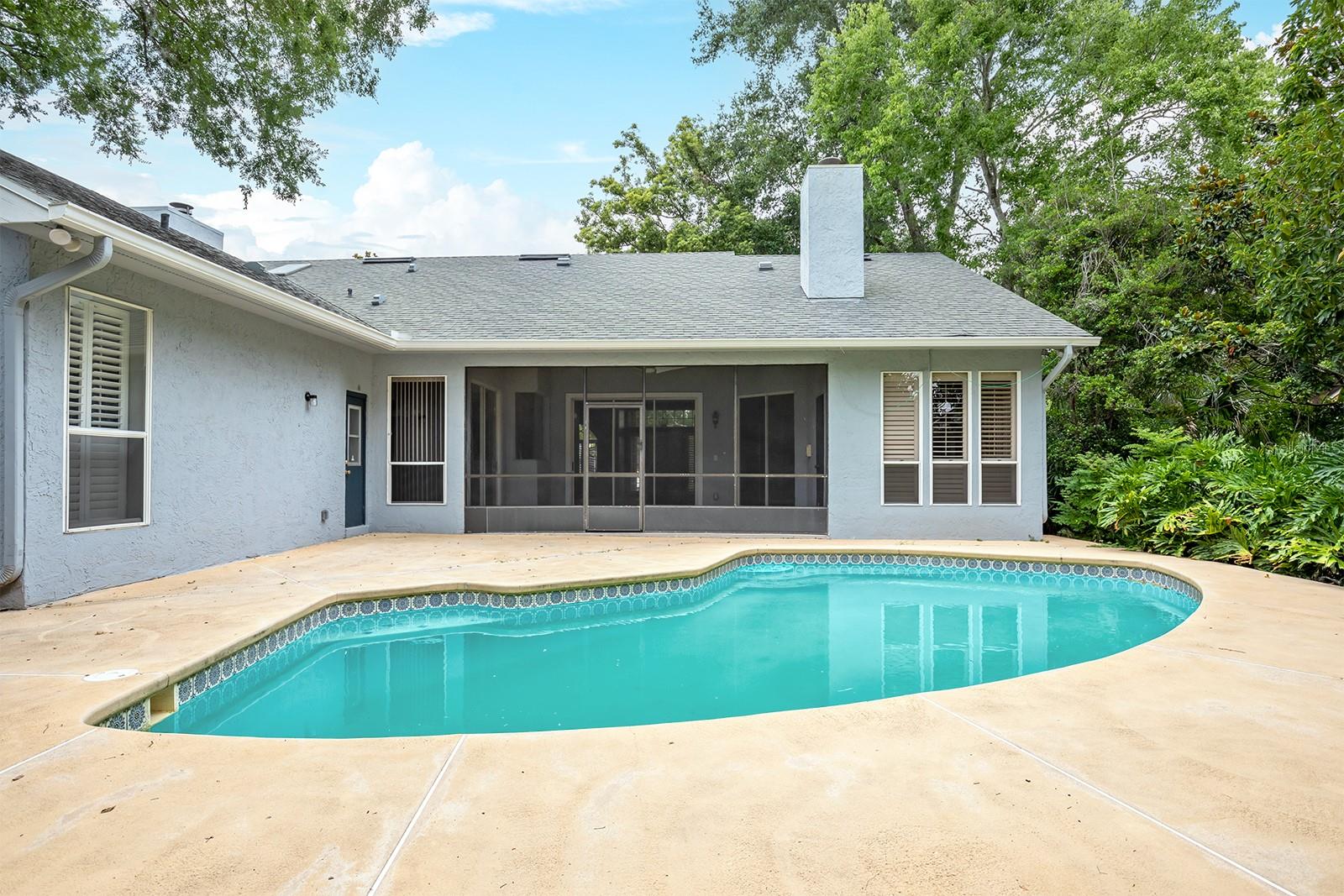 235 N MOUNTS BAY CT