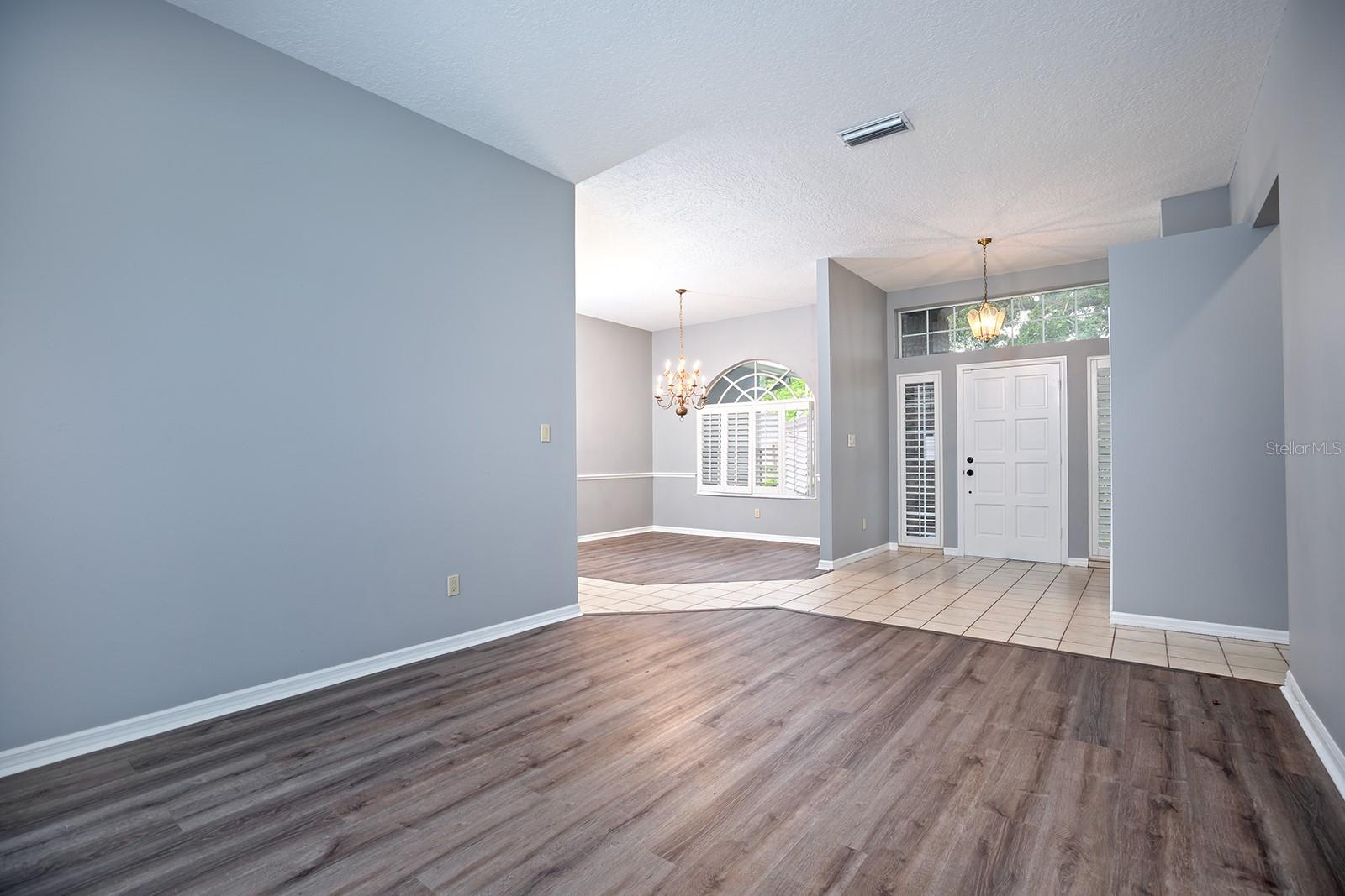 235 N MOUNTS BAY CT