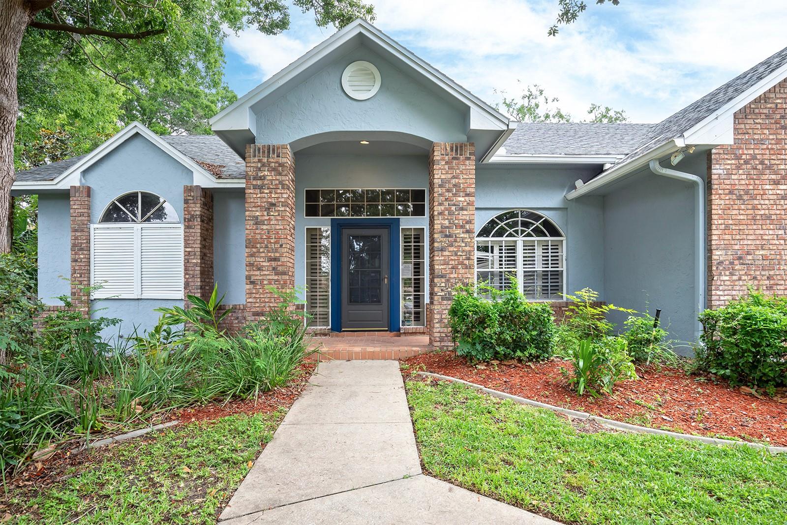 235 N MOUNTS BAY CT