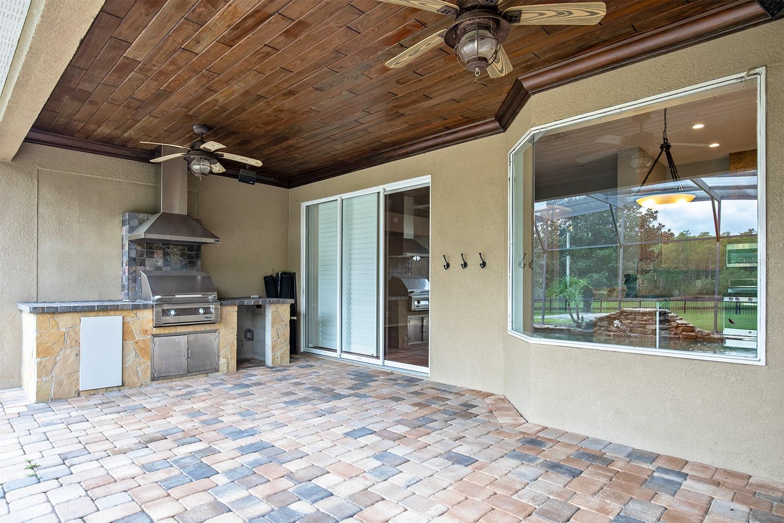 436 WINGHURST BLVD
