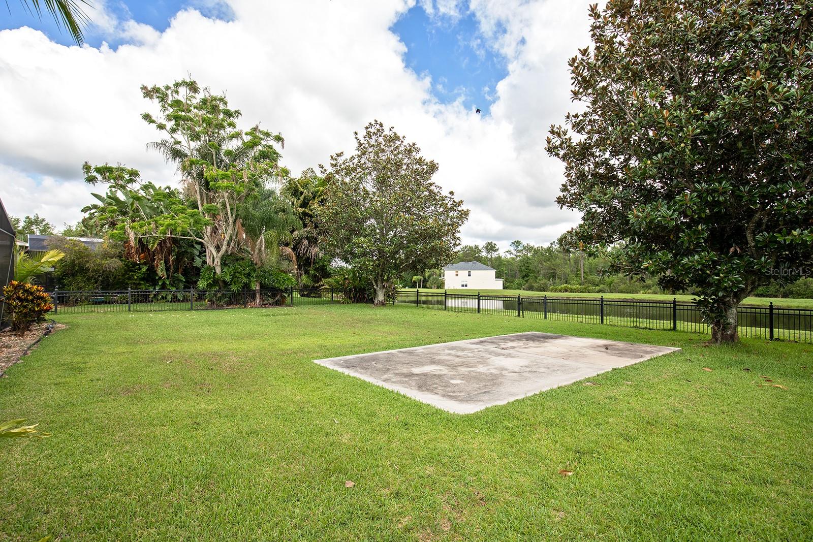 436 WINGHURST BLVD