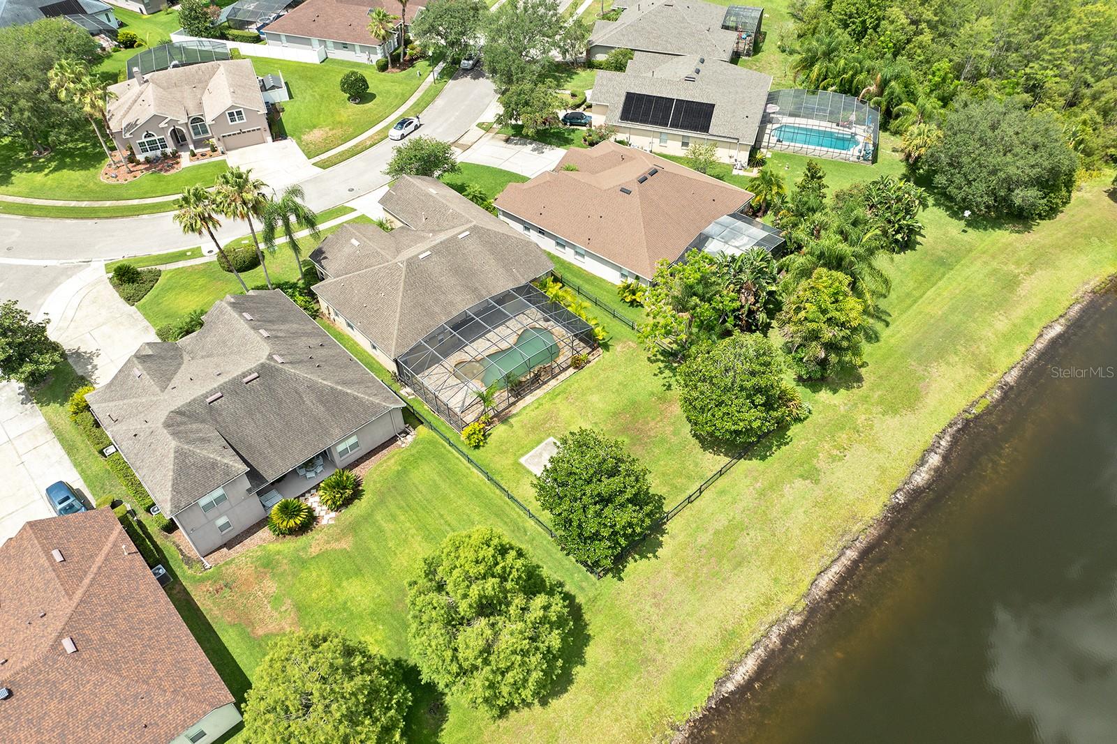 436 WINGHURST BLVD