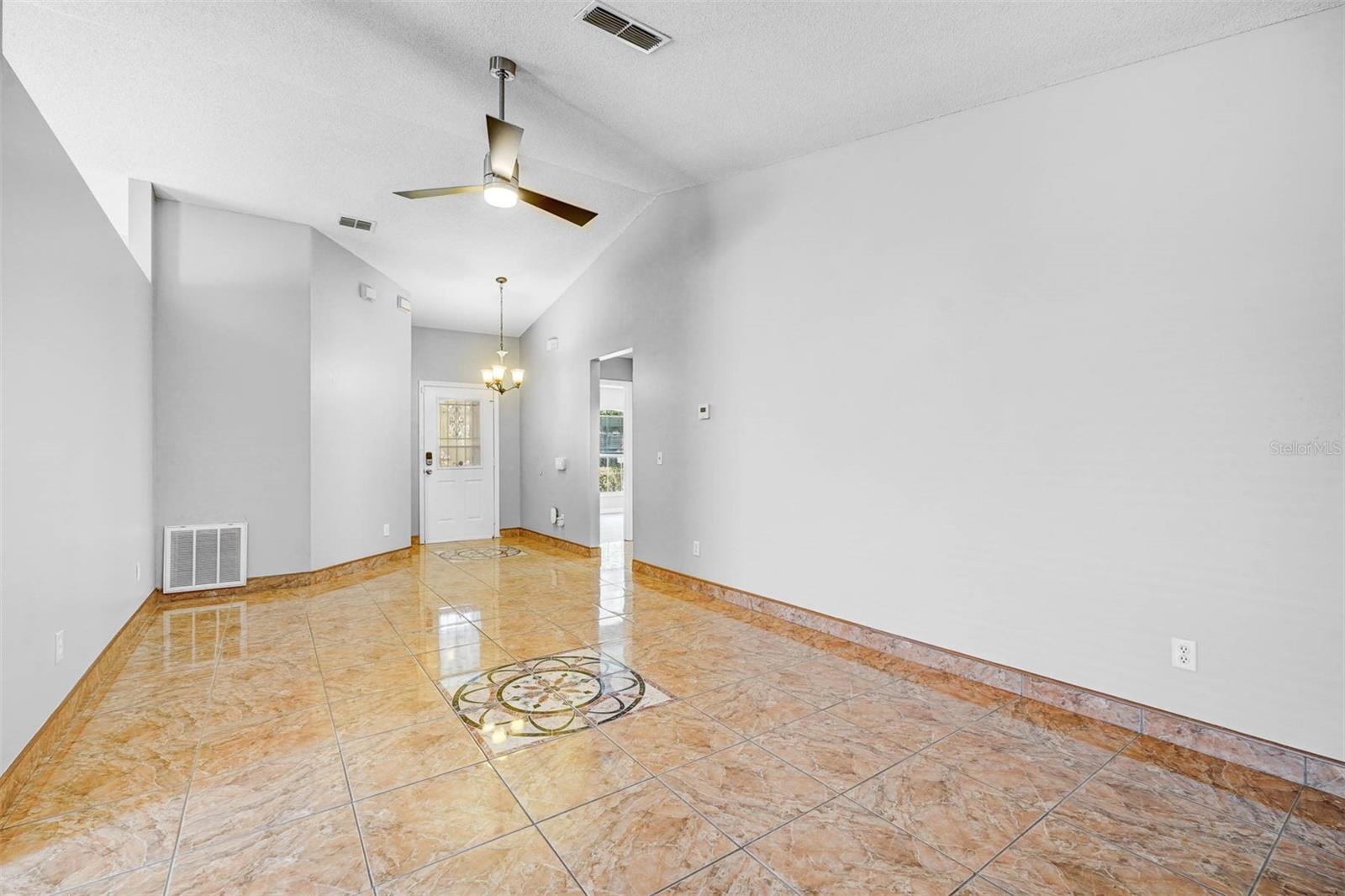 1616 OAK HILL TRL