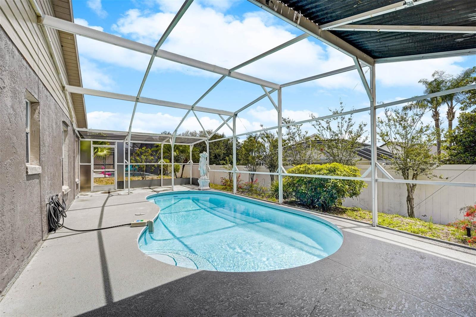1616 OAK HILL TRL