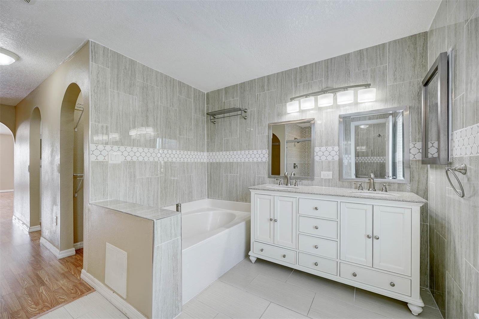 2390 ANDREWS VALLEY DR