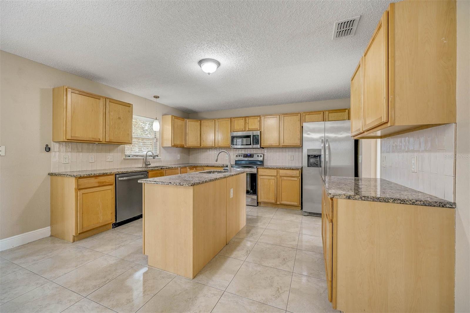 2390 ANDREWS VALLEY DR