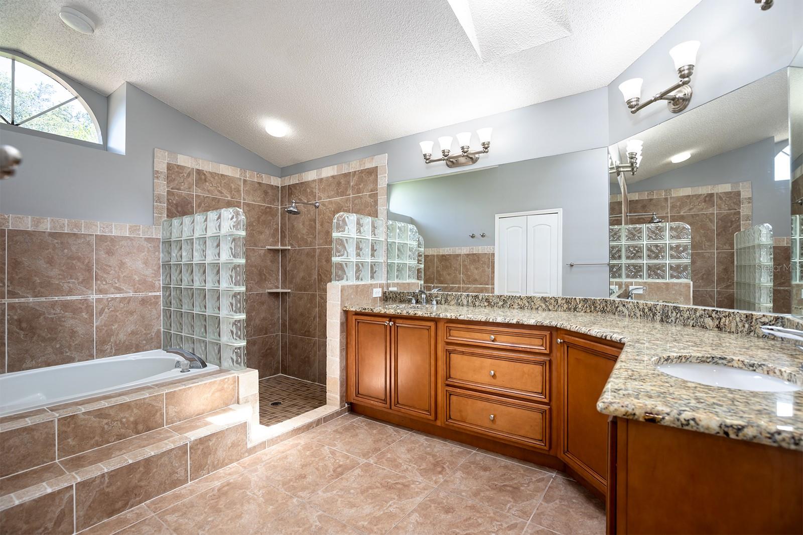 10161 BRANDON CIR
