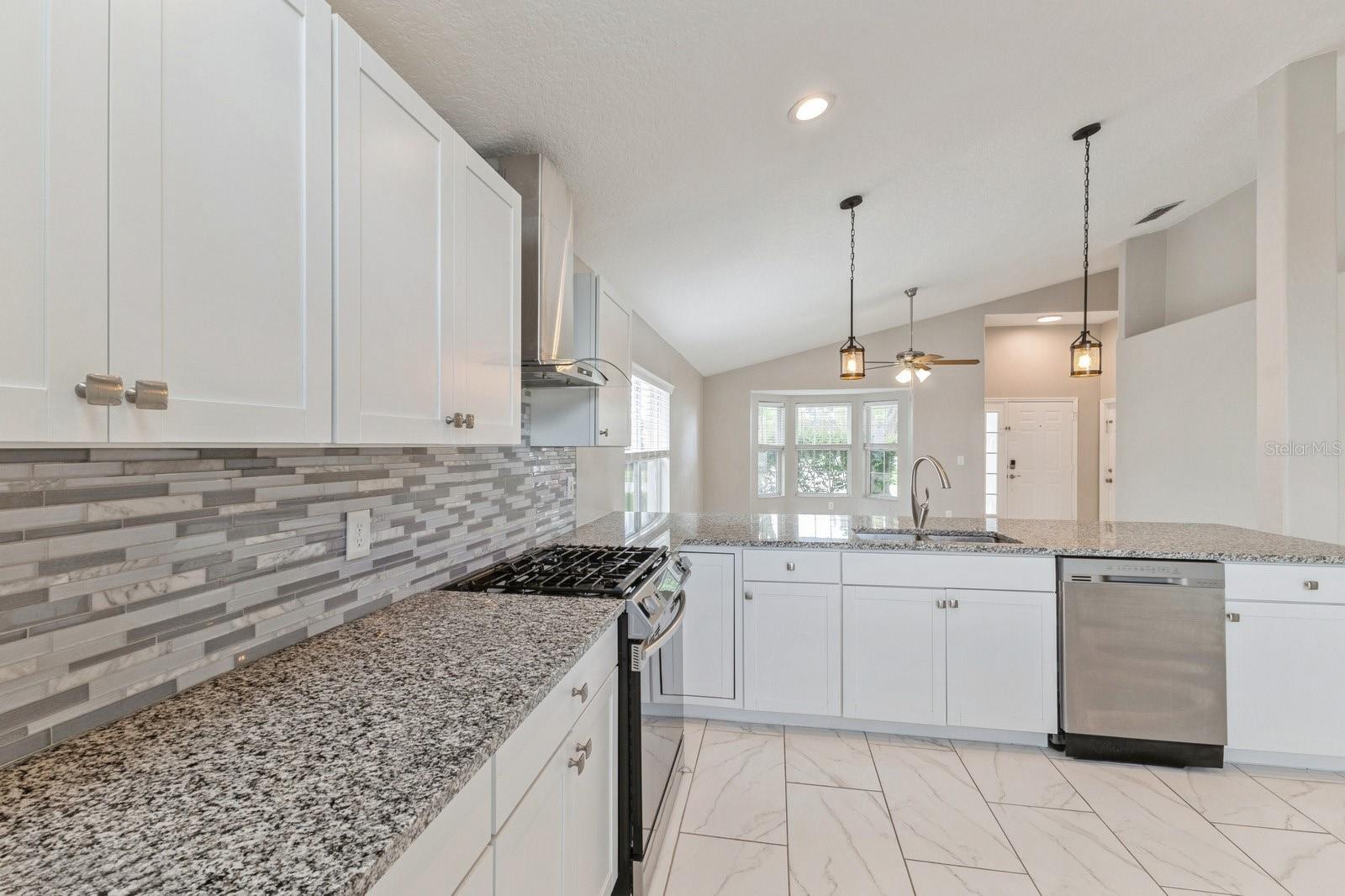 2733 BROOK HOLLOW RD