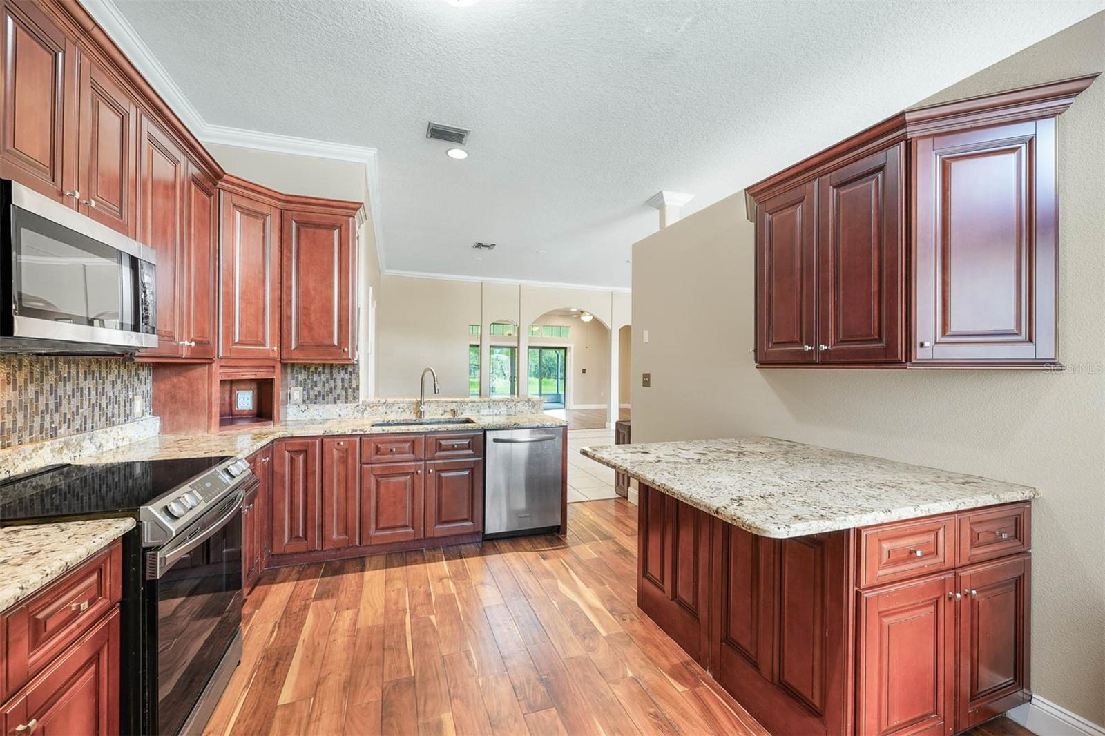 21630 SLED RD