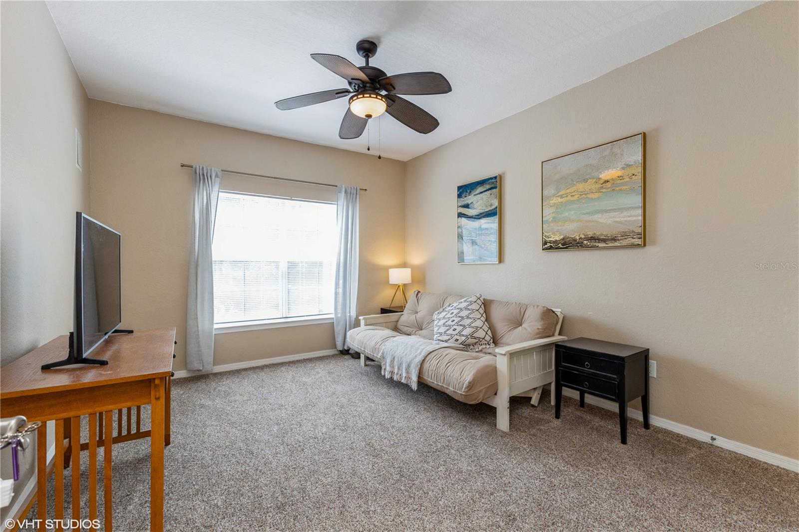 5209 WELLINGTON PARK CIR #33