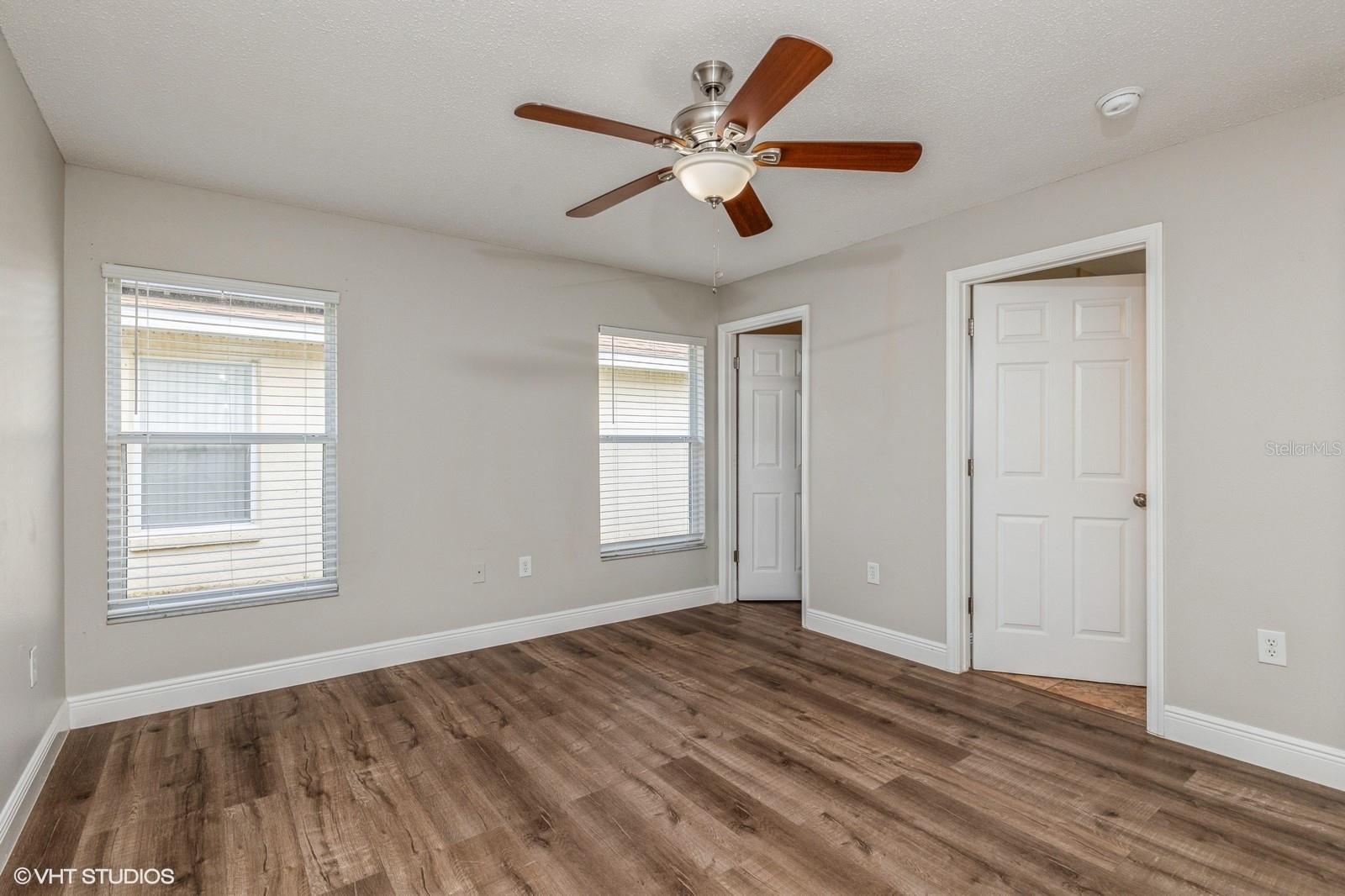 121 OWENSHIRE CIR