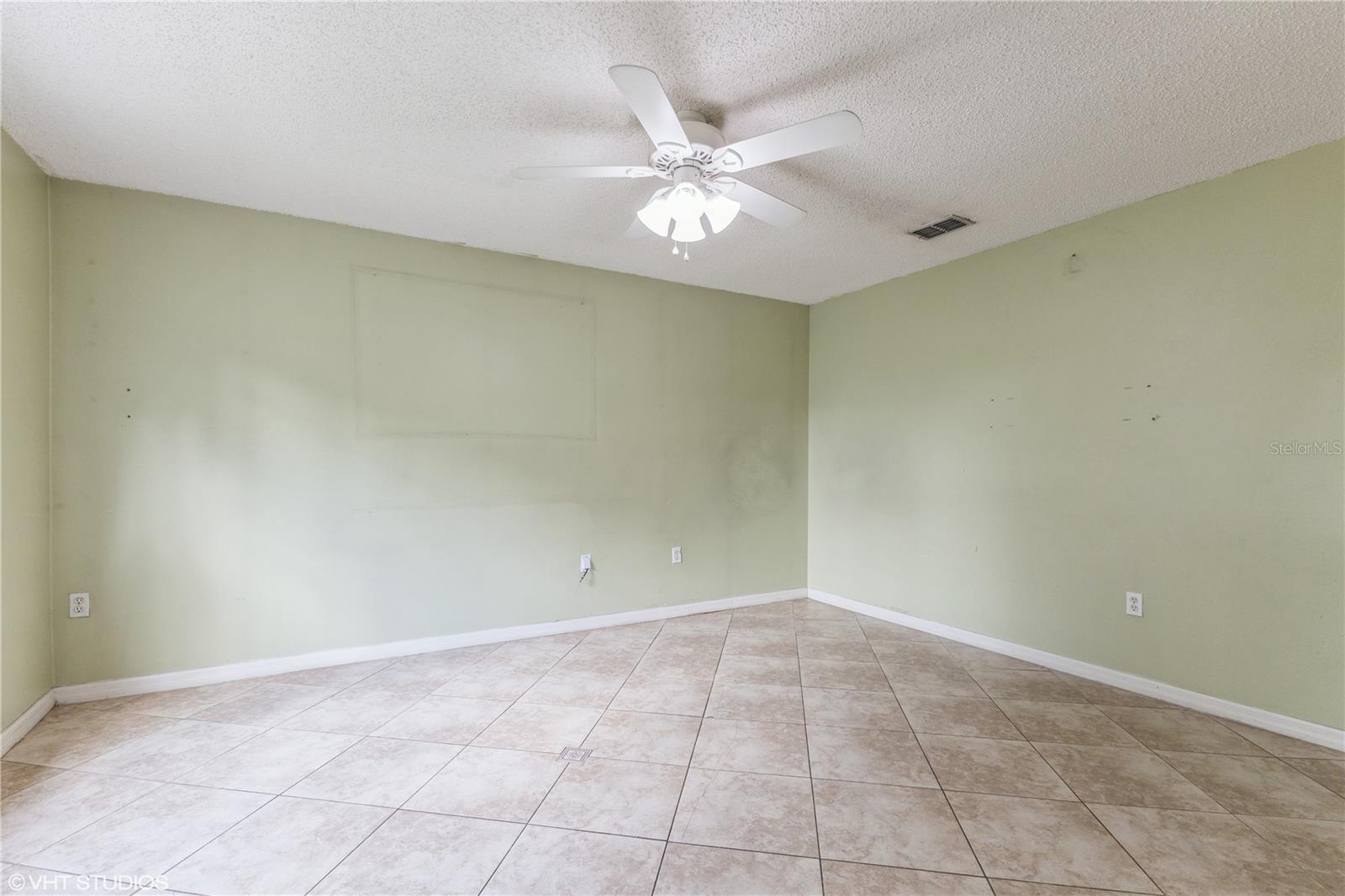 16031 HORIZON CT