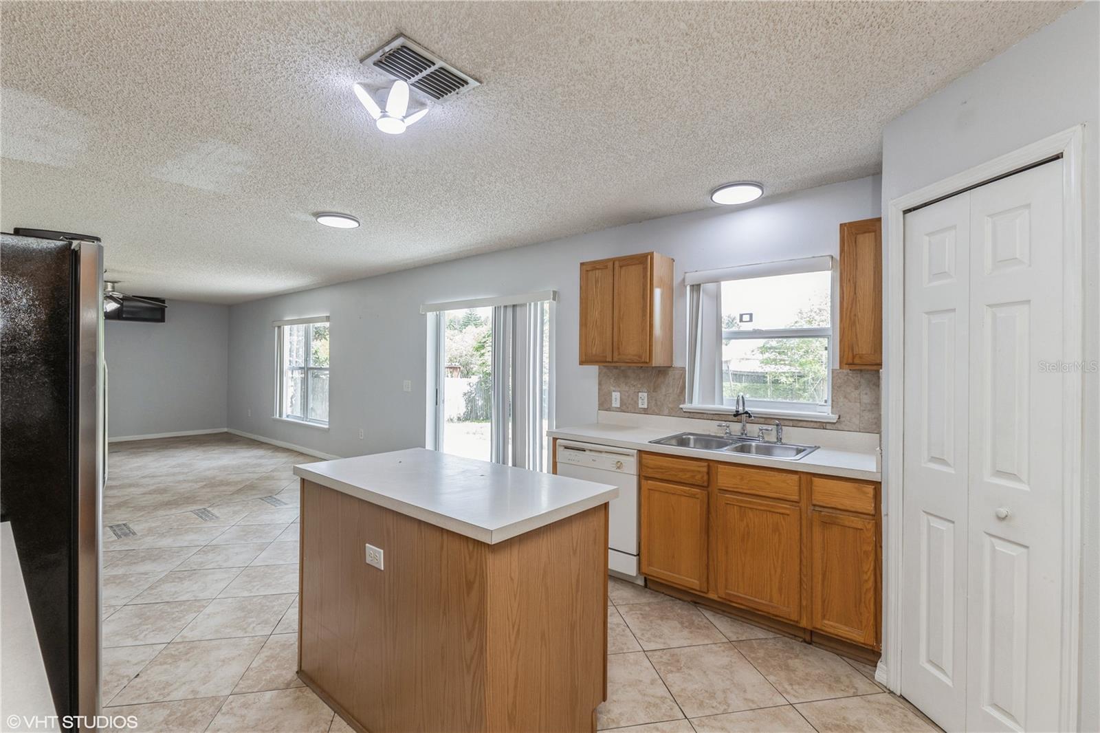 16031 HORIZON CT