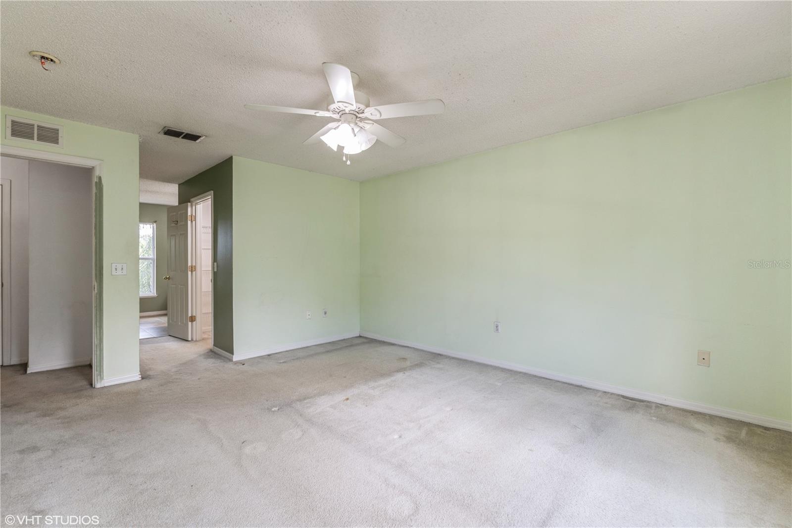 16031 HORIZON CT