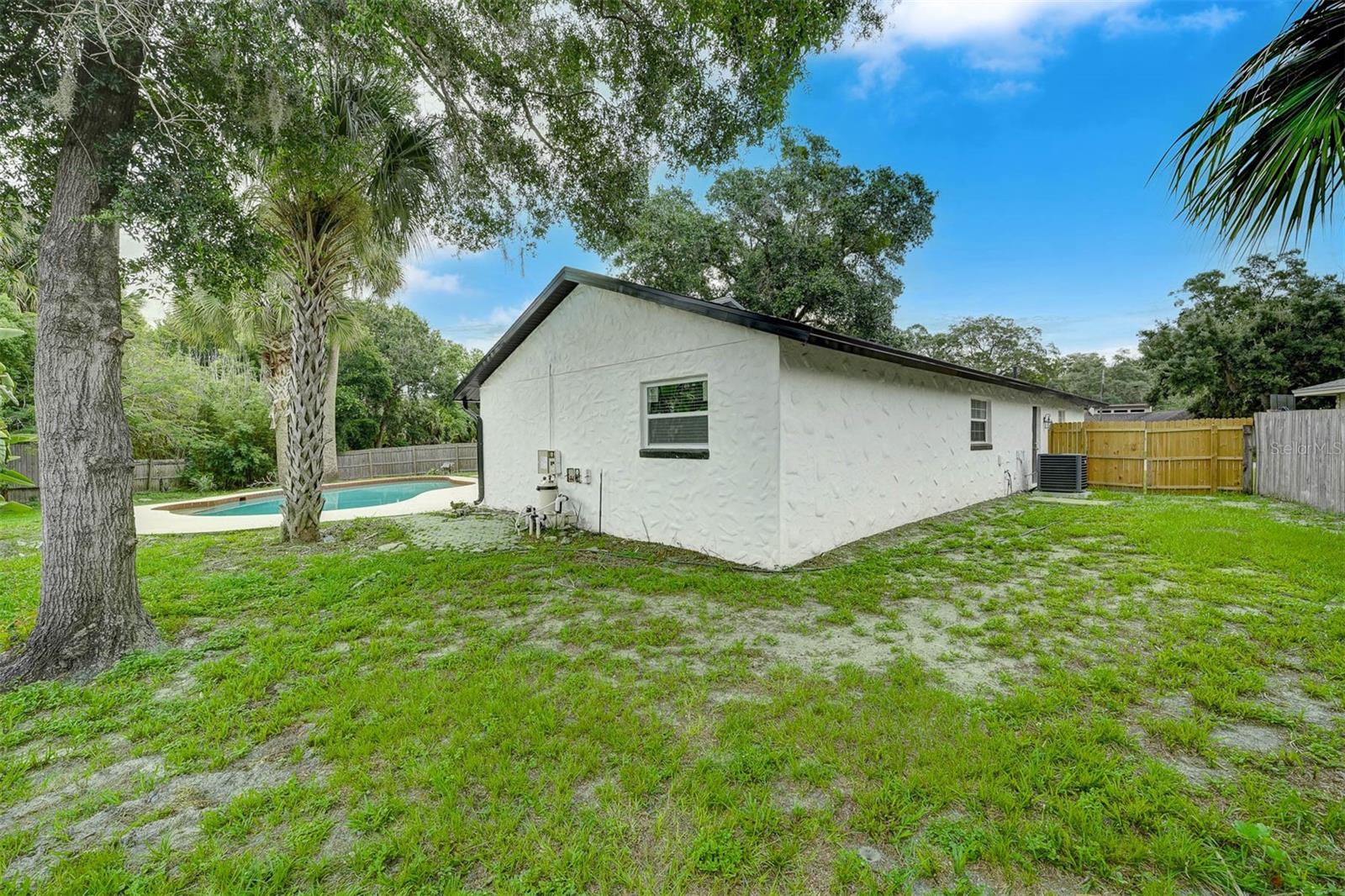 846 WOODCREST CV