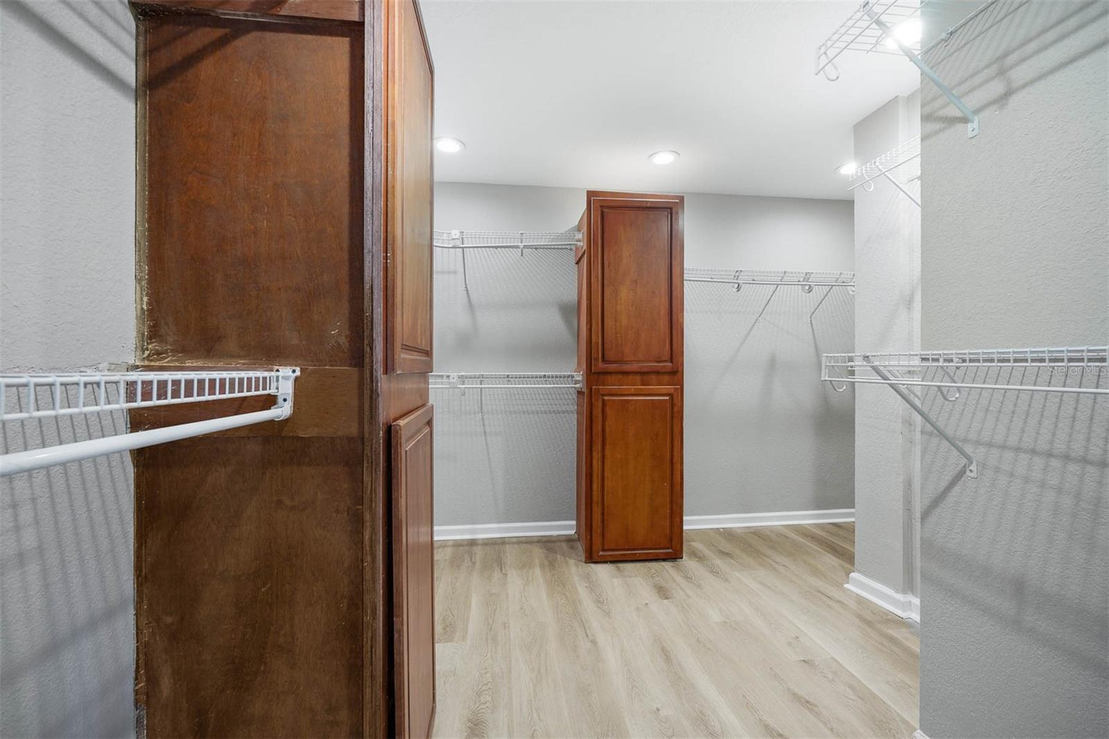 846 WOODCREST CV