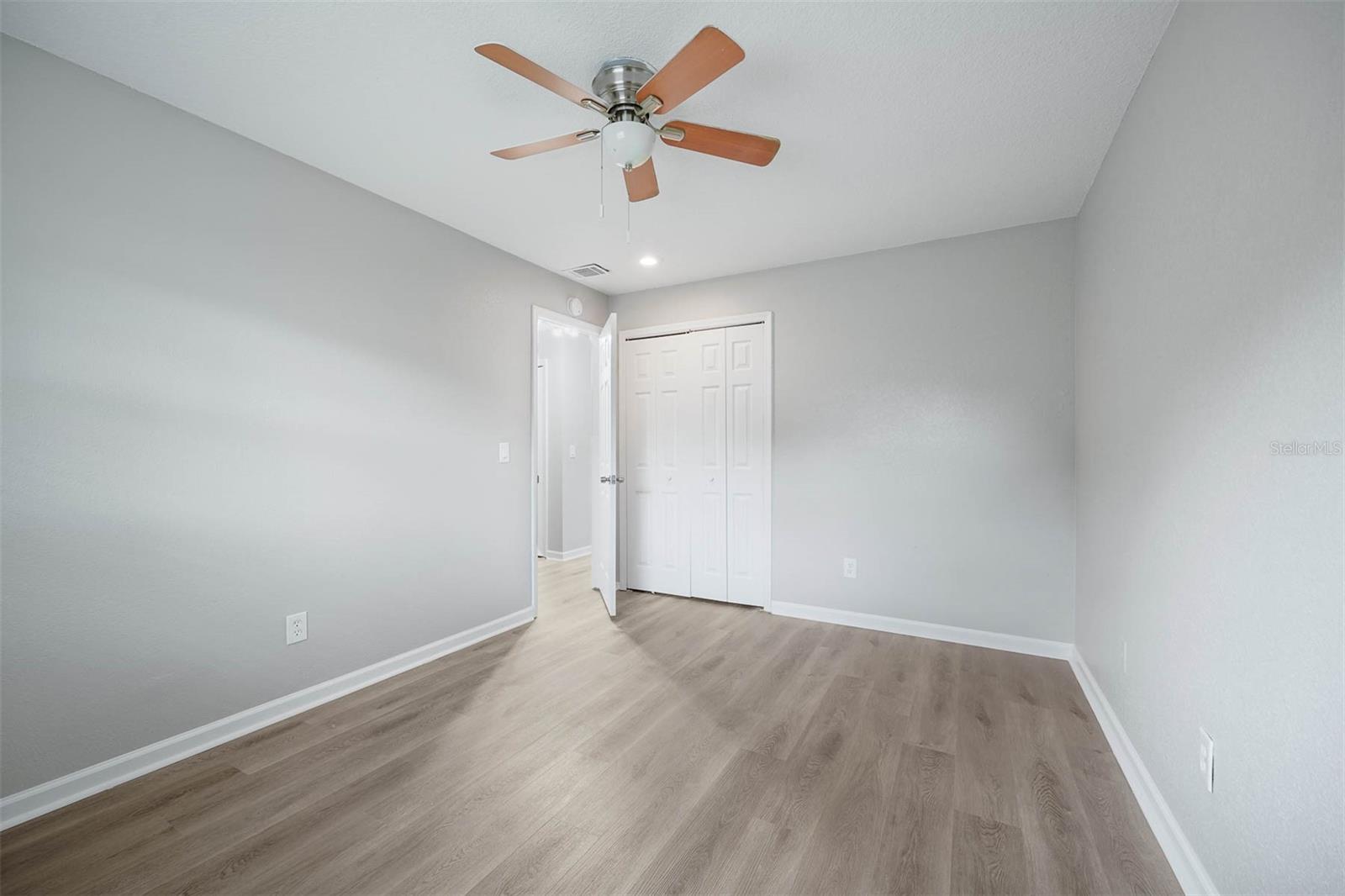 846 WOODCREST CV