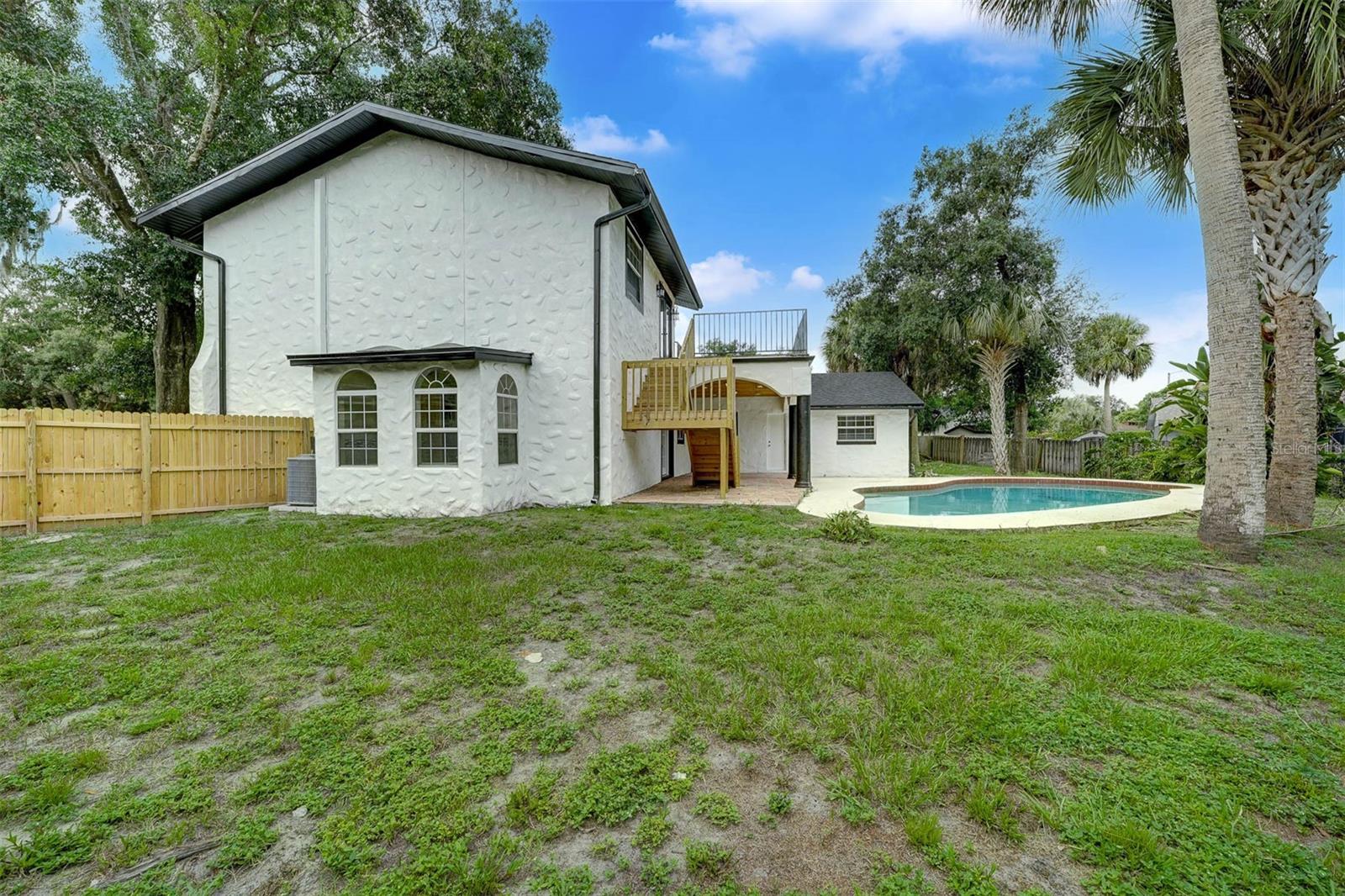 846 WOODCREST CV