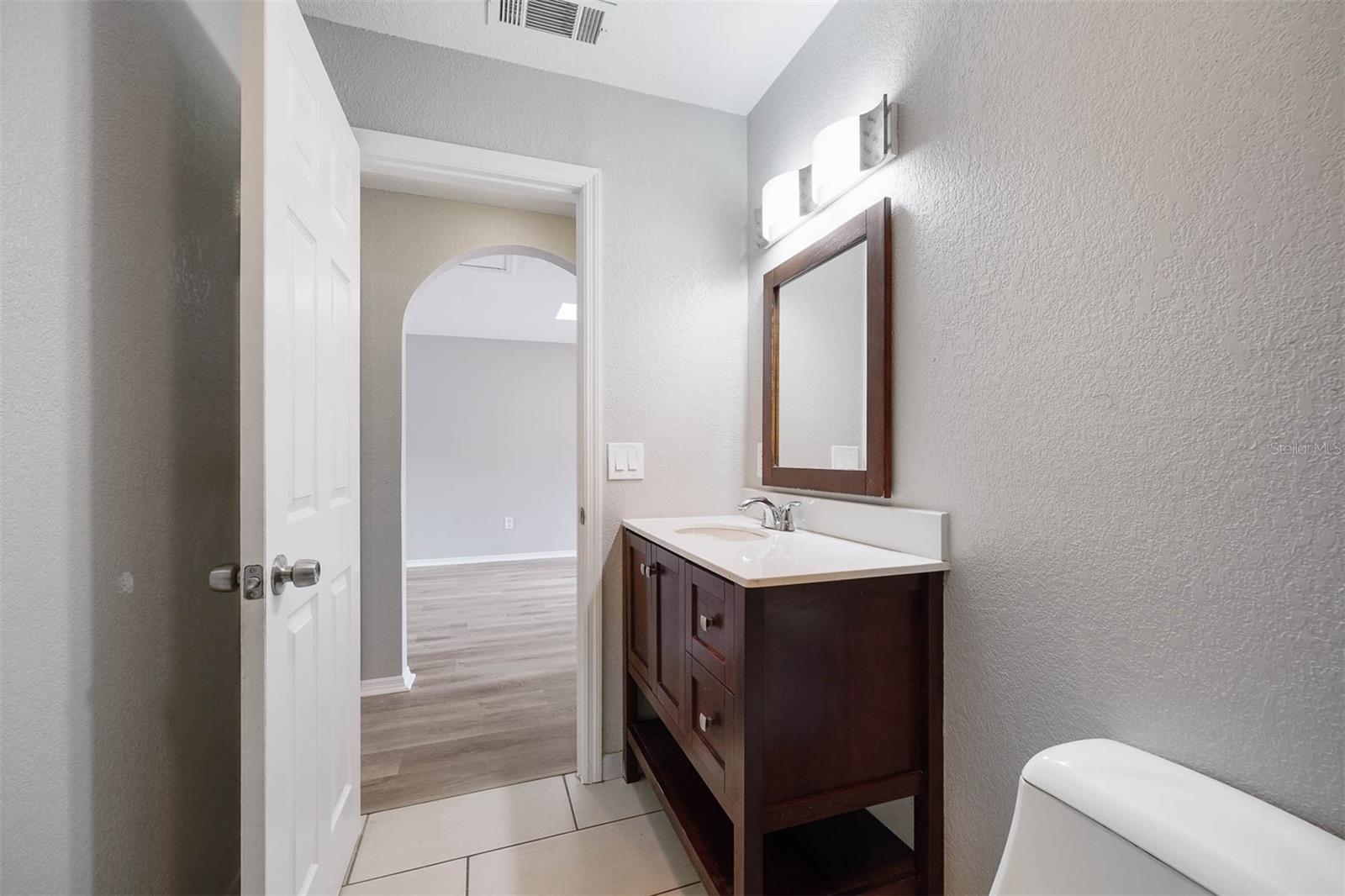 846 WOODCREST CV