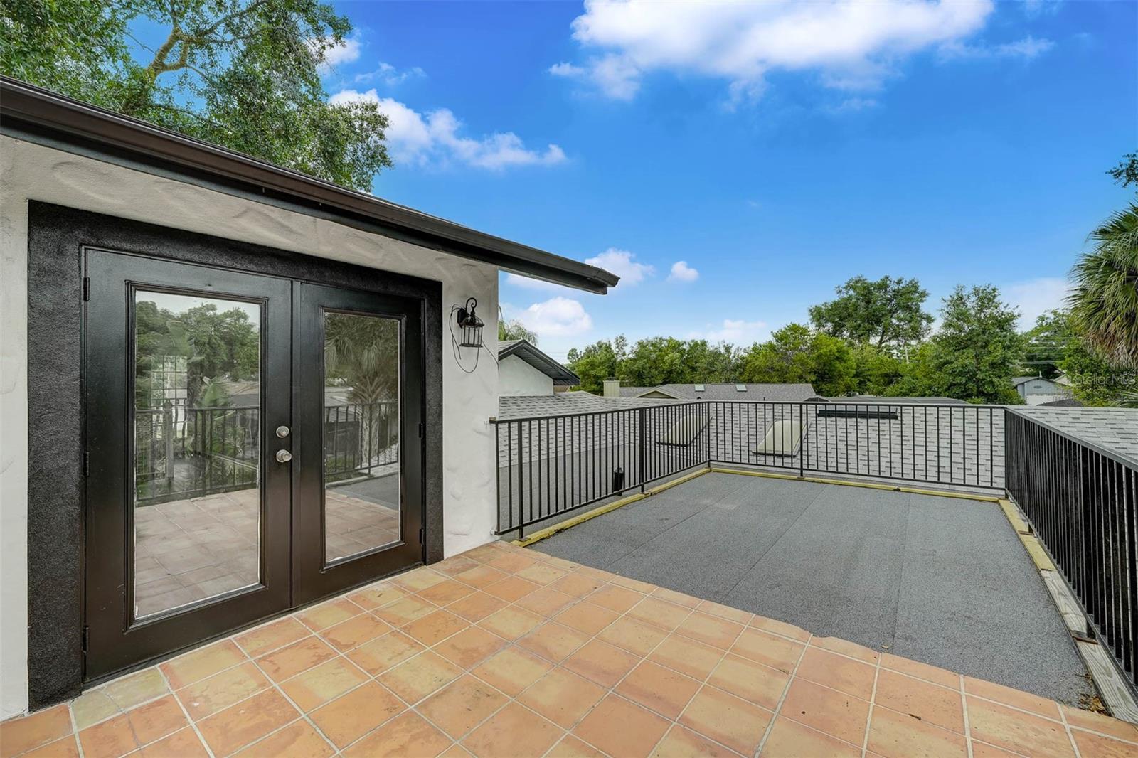 846 WOODCREST CV
