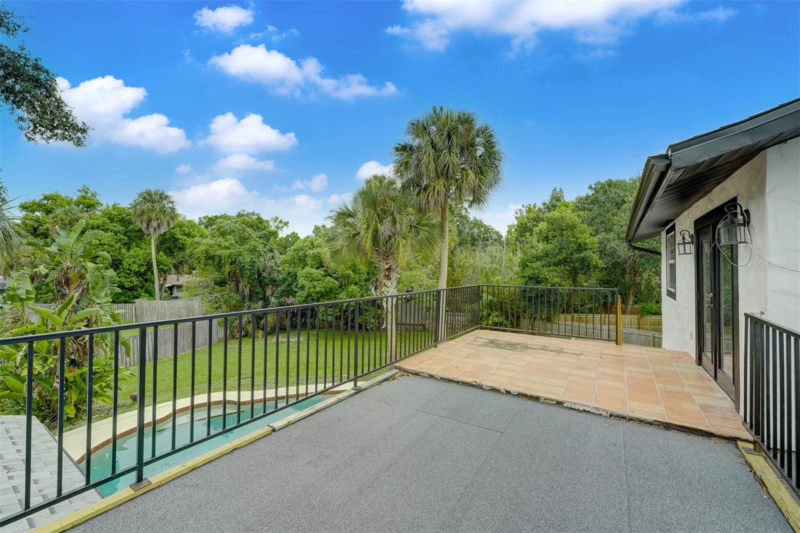 846 WOODCREST CV