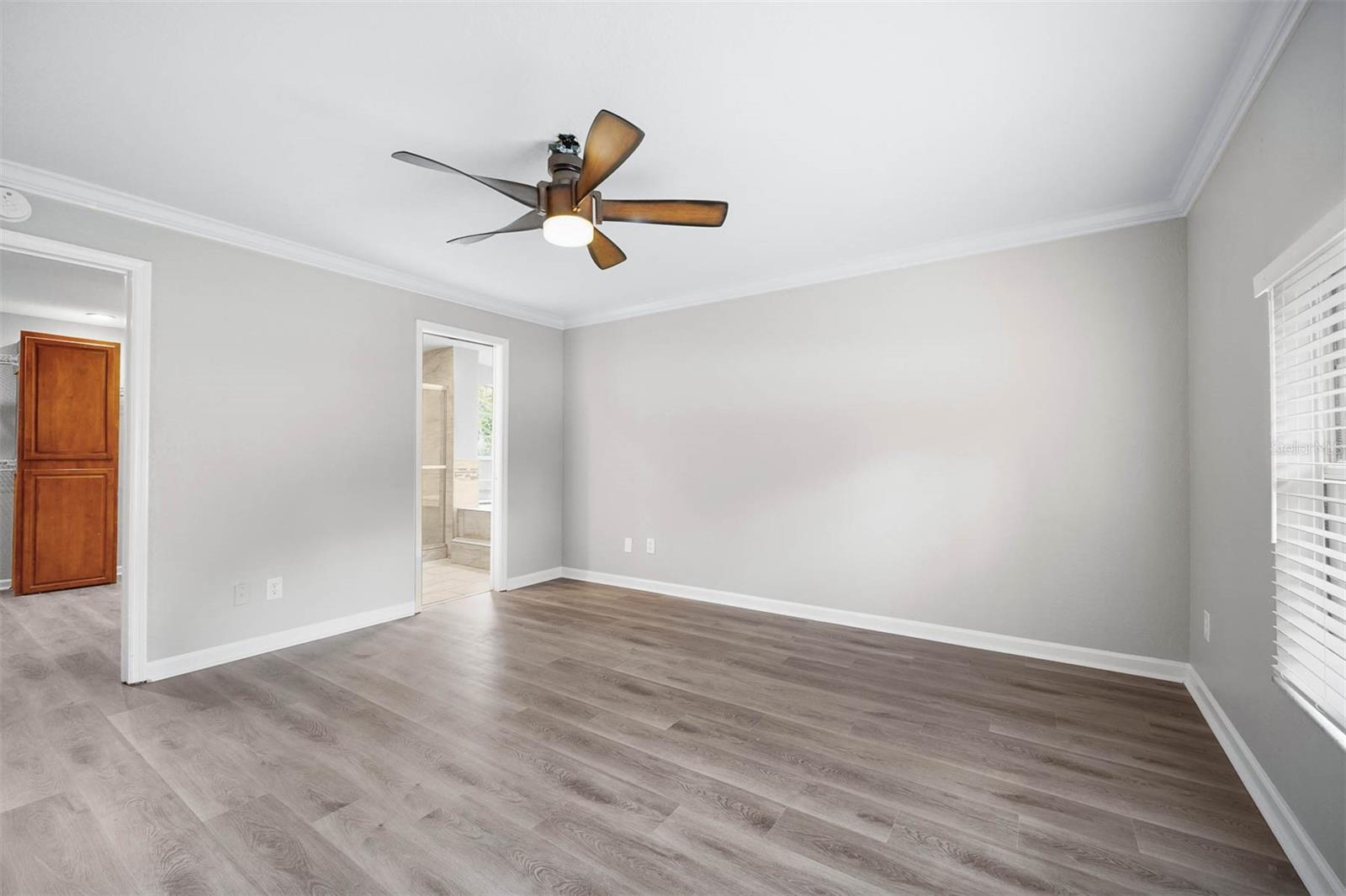 846 WOODCREST CV