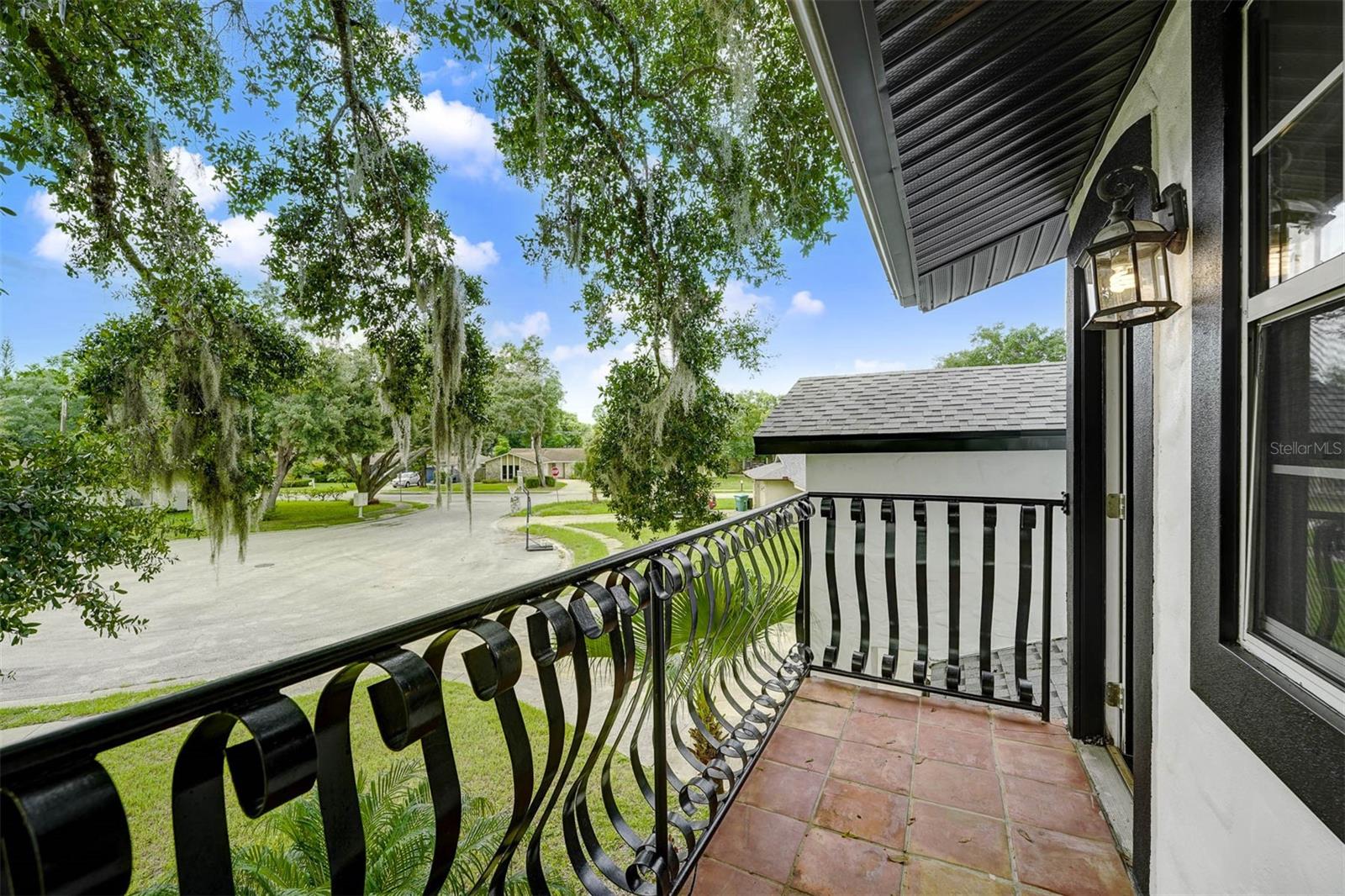 846 WOODCREST CV