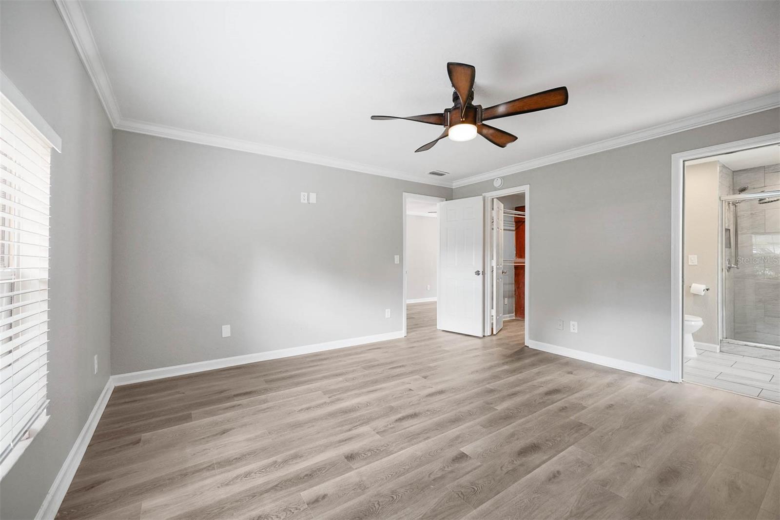 846 WOODCREST CV