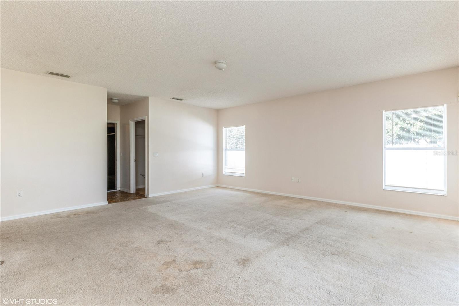 307 BIG BLACK LN