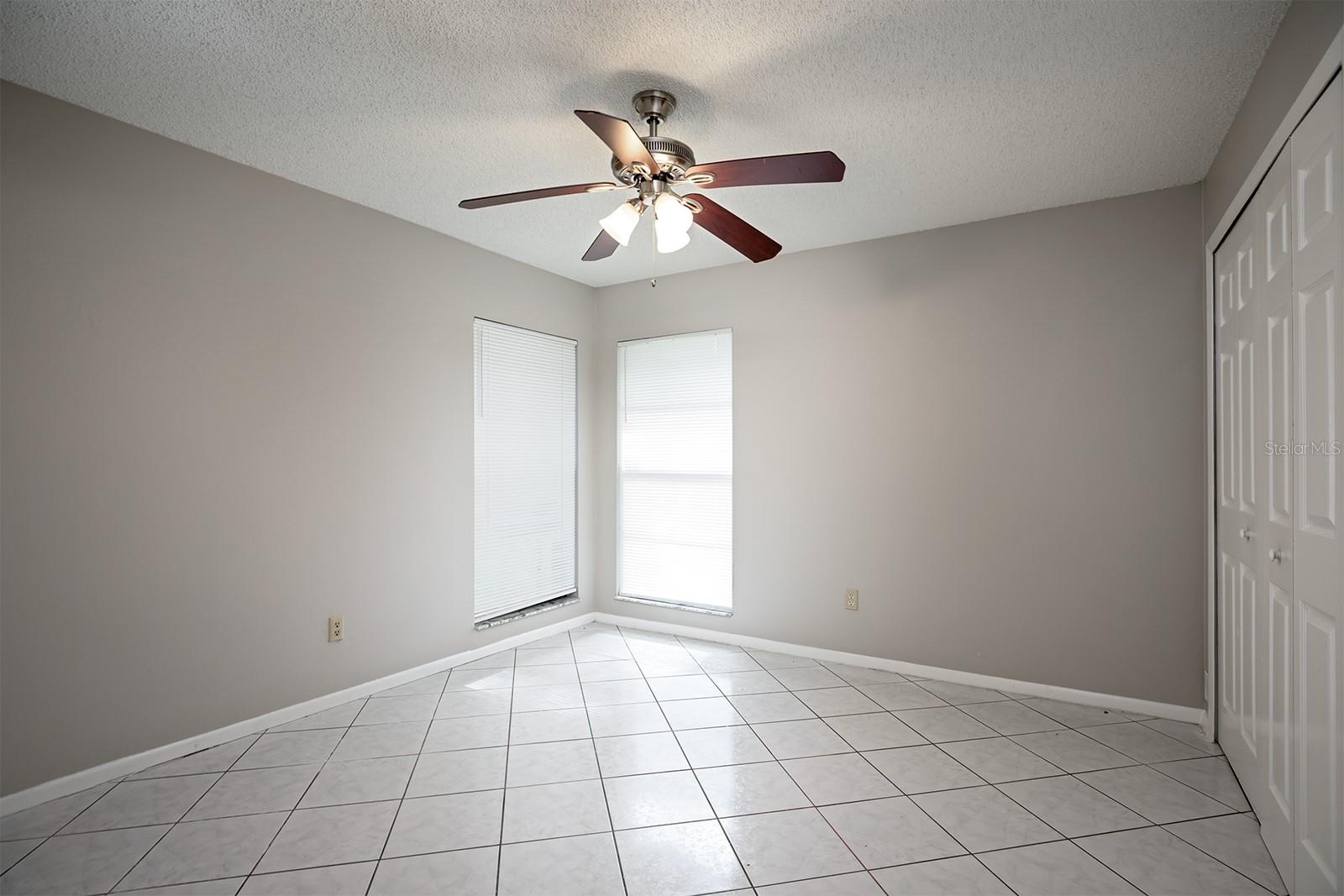 3240 W SAINT BRIDES CIR